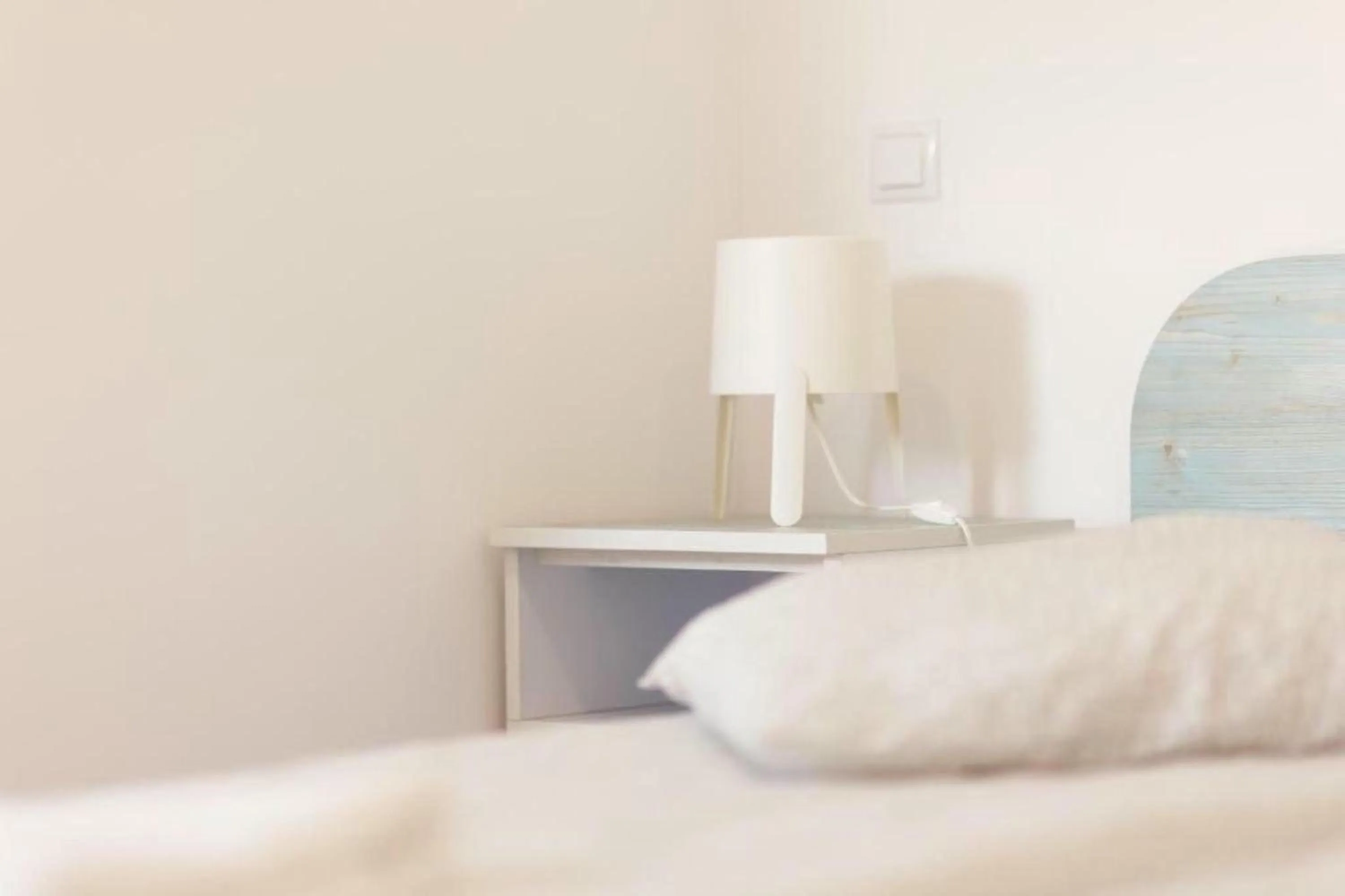 Bedroom, Bed in Csiki Hotel