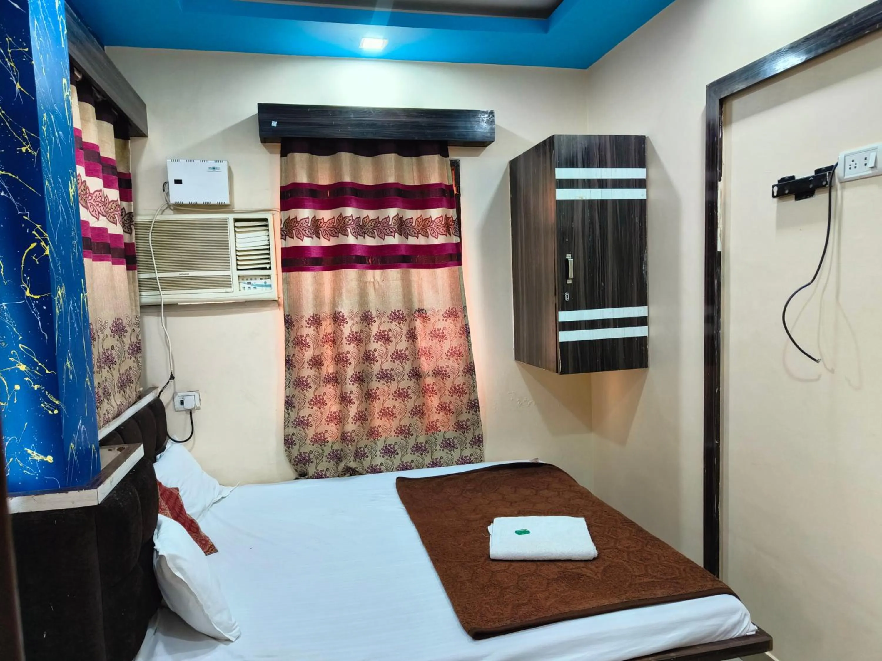 Bed in Hotel HM International