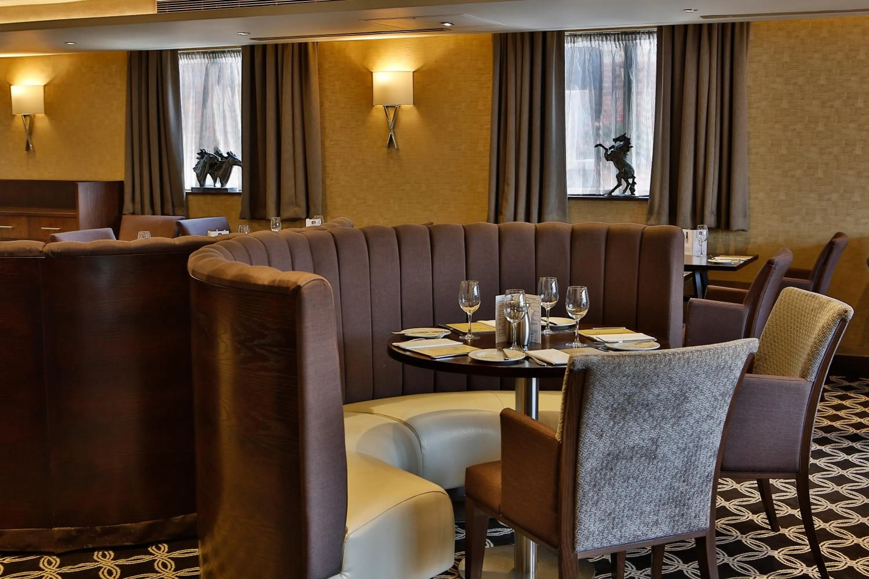 Restaurant/places to eat in Best Western Heath Court Hotel