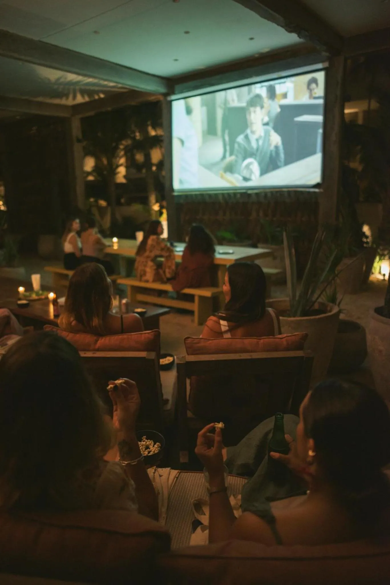 Evening entertainment in Suites Panamera