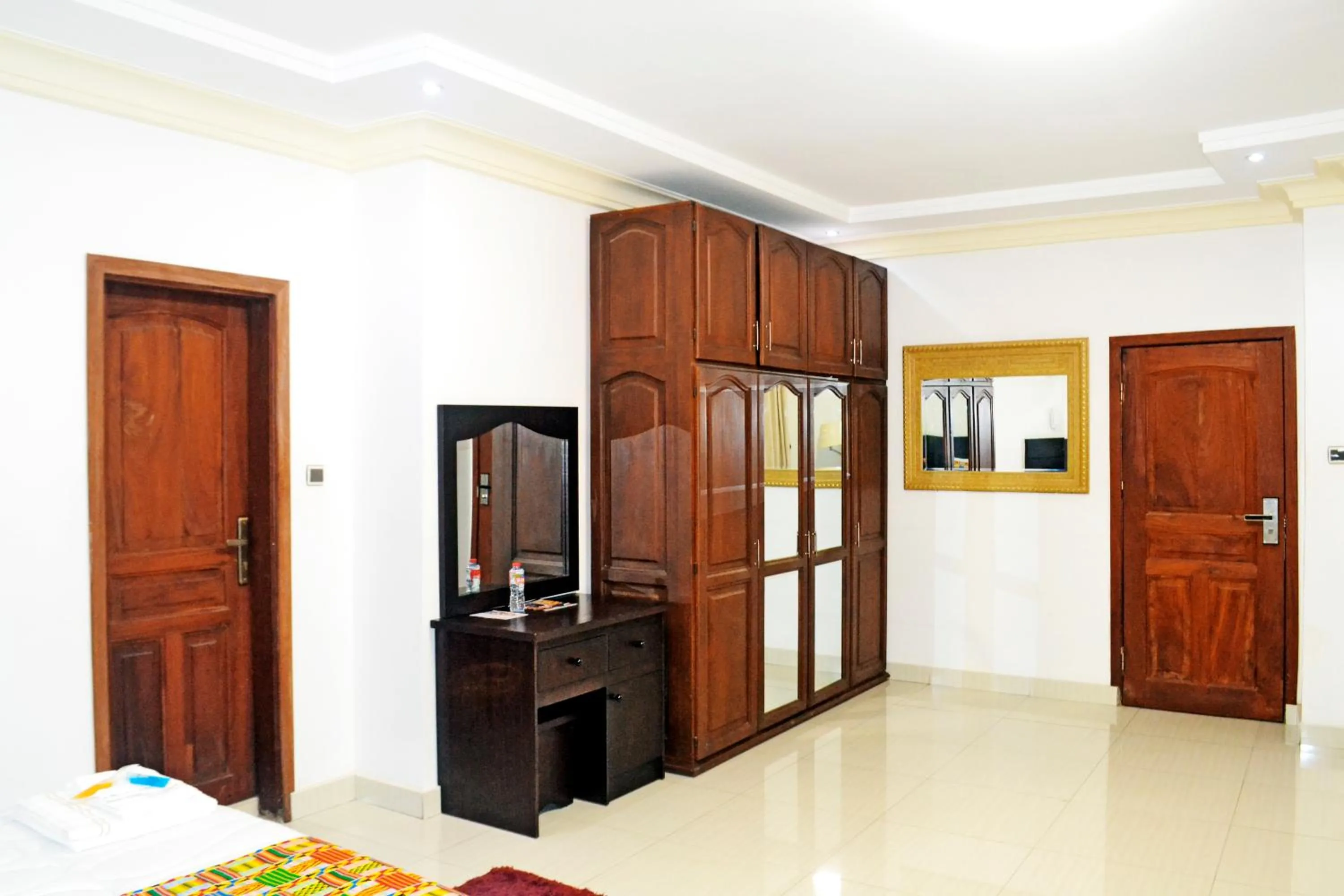 hair dresser in Beach Sand Hotel & Resort, Cotonou