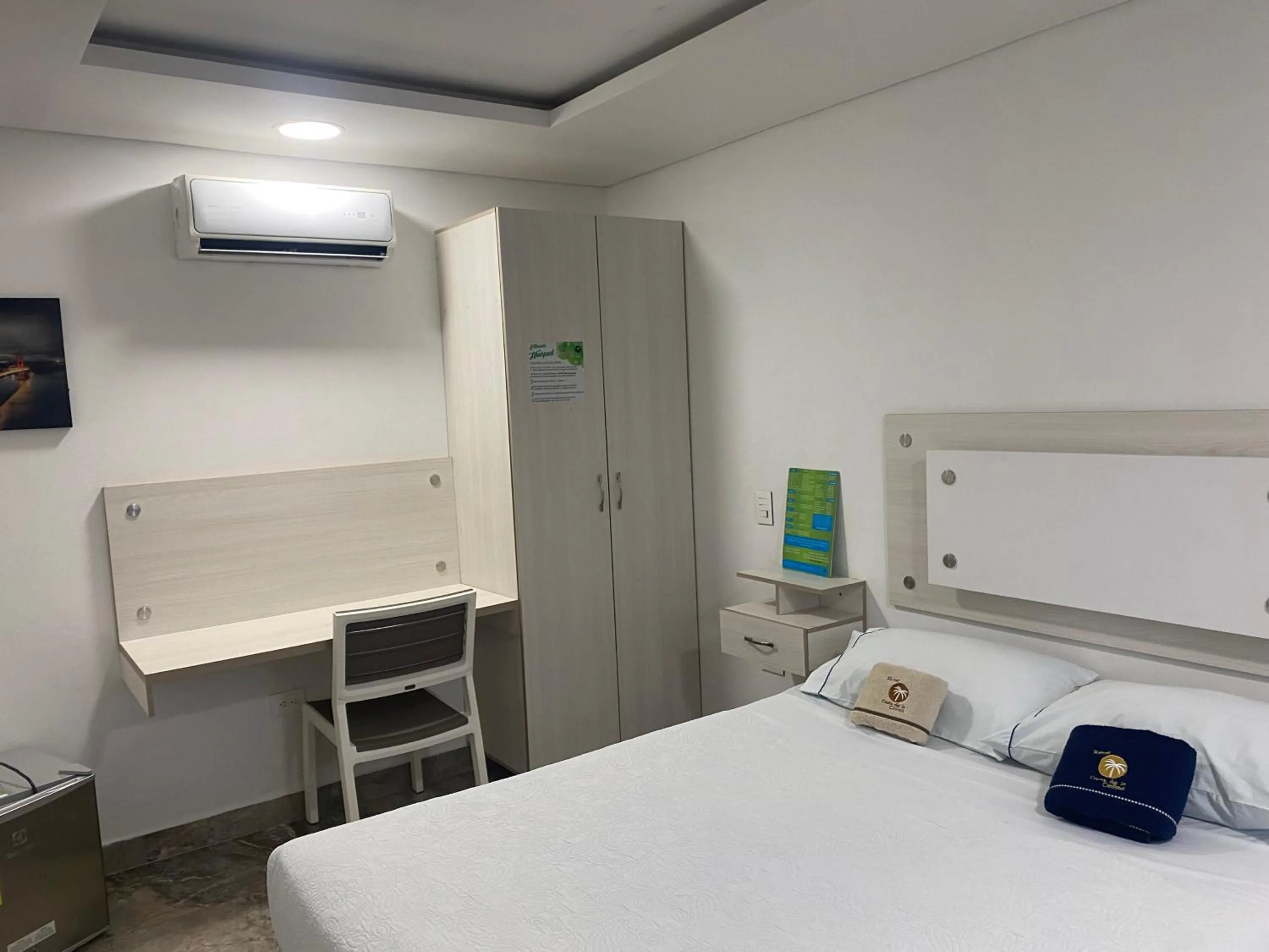 Bed in Hotel deluxe oasis de la colina boutique