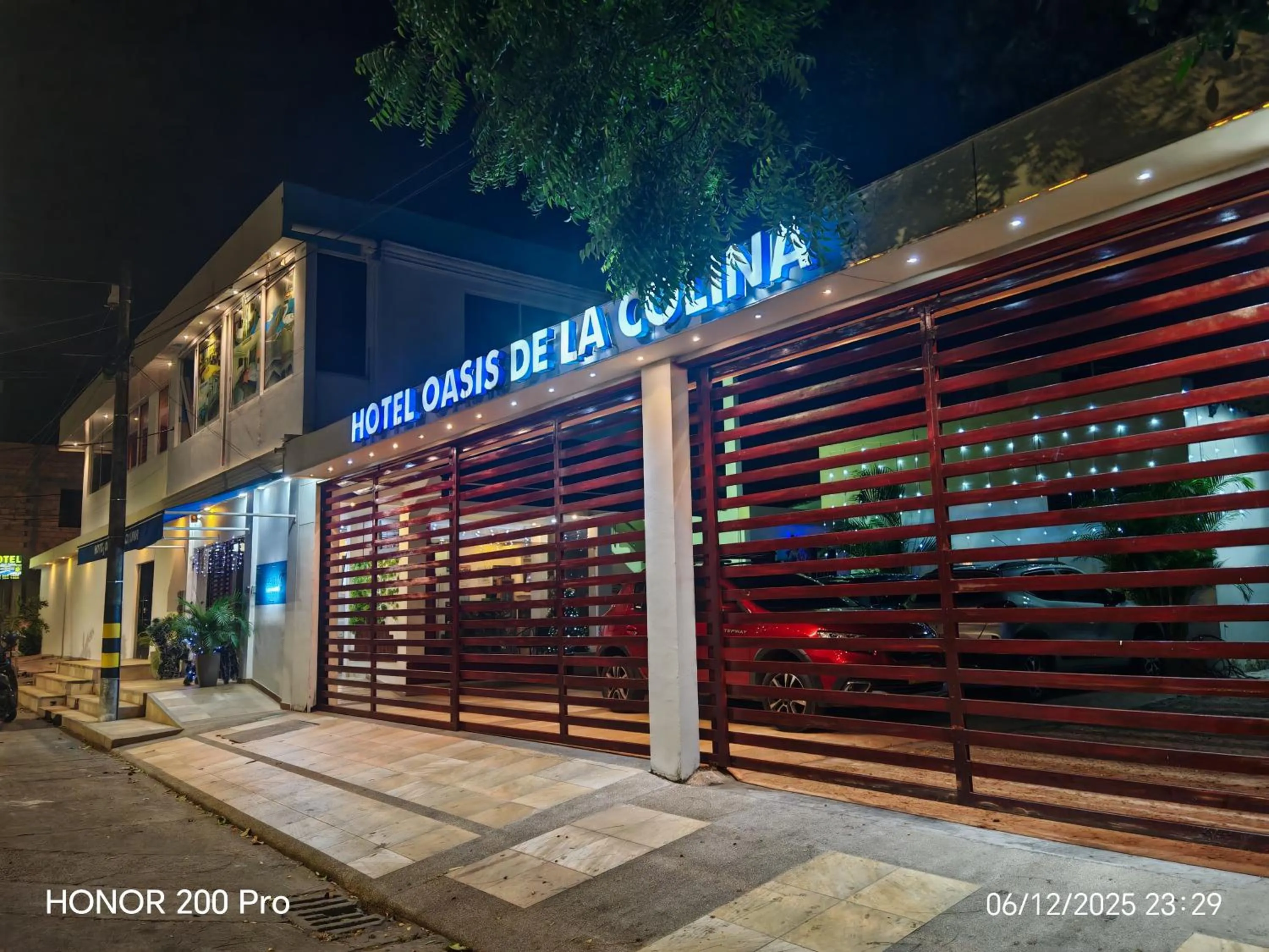 Property building in Hotel deluxe oasis de la colina boutique