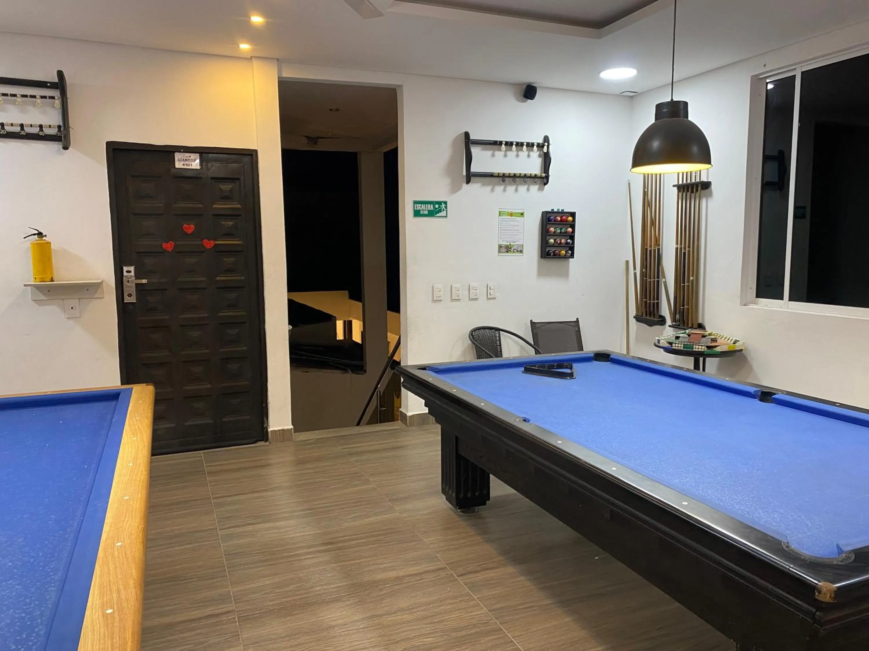 Billiard in Hotel deluxe oasis de la colina boutique