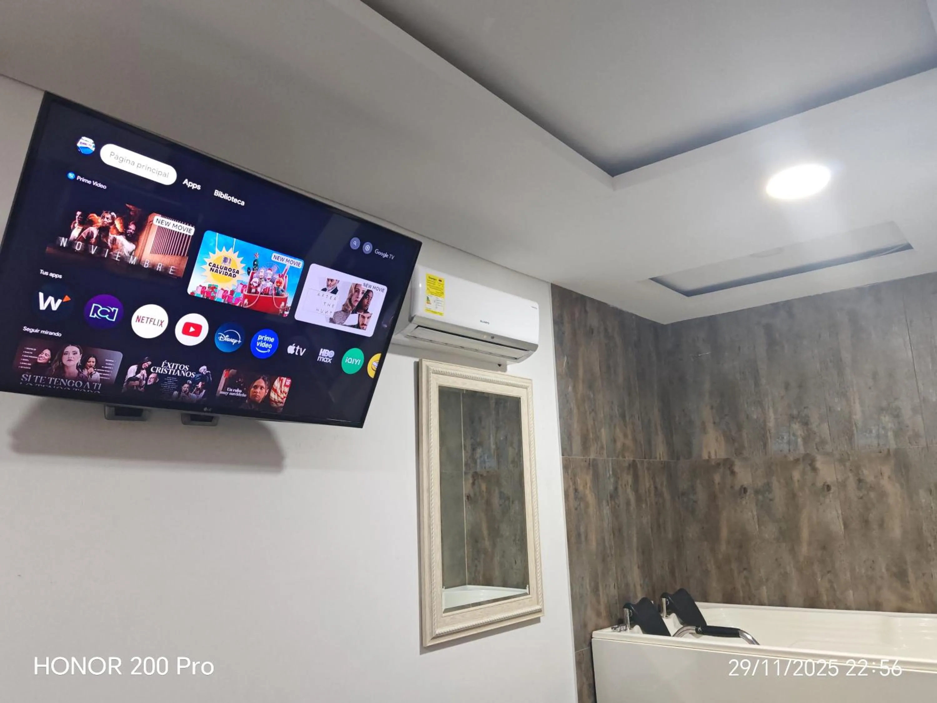 Bathroom in Hotel deluxe oasis de la colina boutique