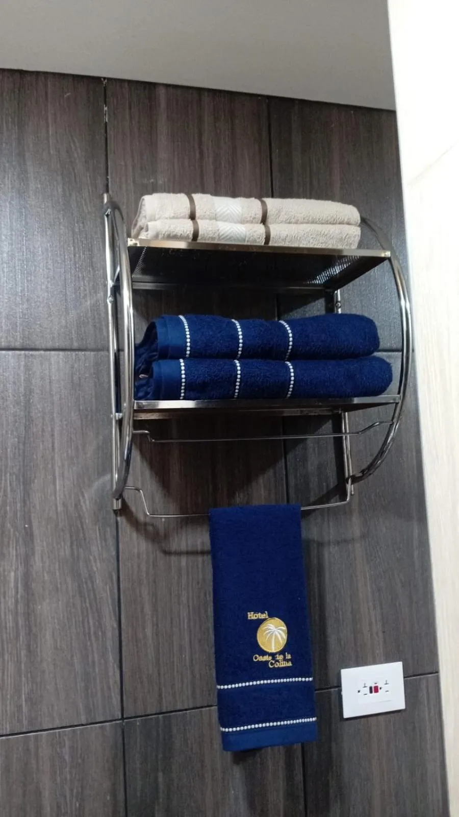 towels in Hotel deluxe oasis de la colina boutique