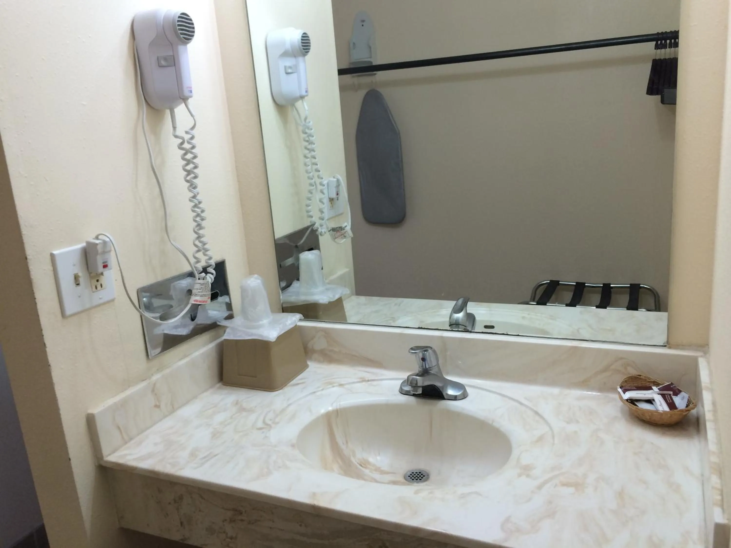 Bathroom in Regal Inn Las Vegas New Mexico