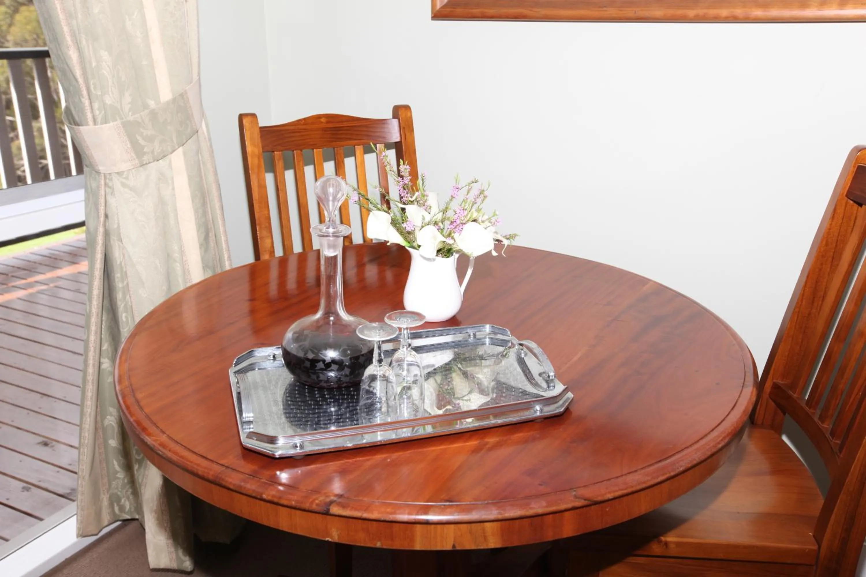 House on the Hill Bed and Breakfast