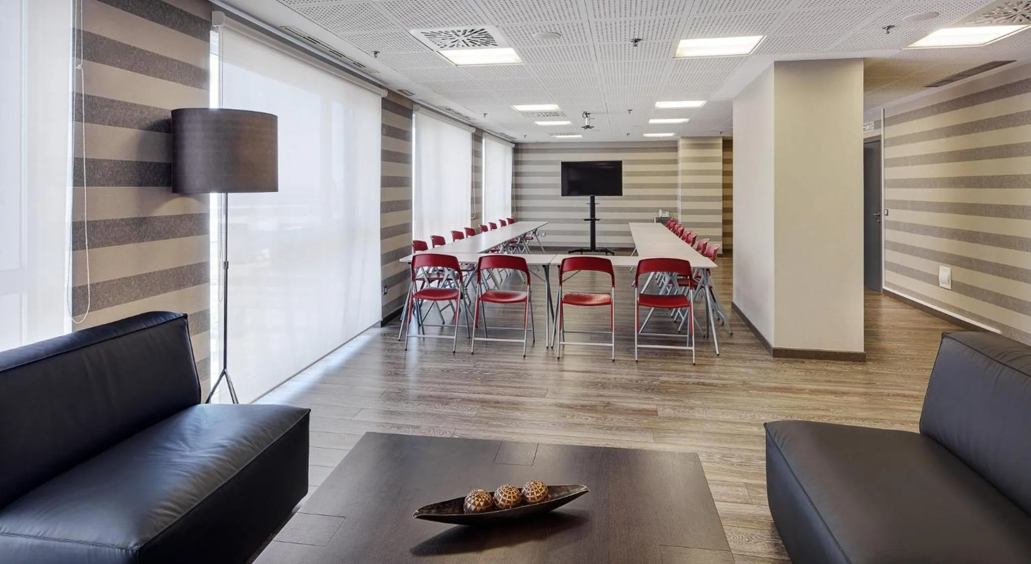 Meeting/conference room in Sercotel Plaza Feria