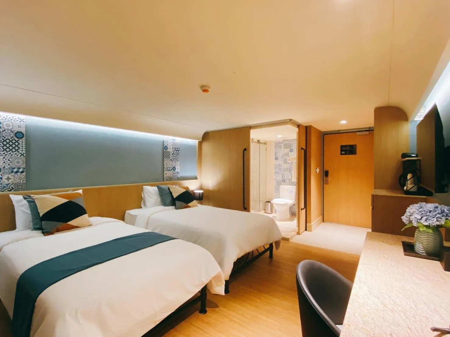 Bedroom, Bed in Kastel Bangkok Hotel