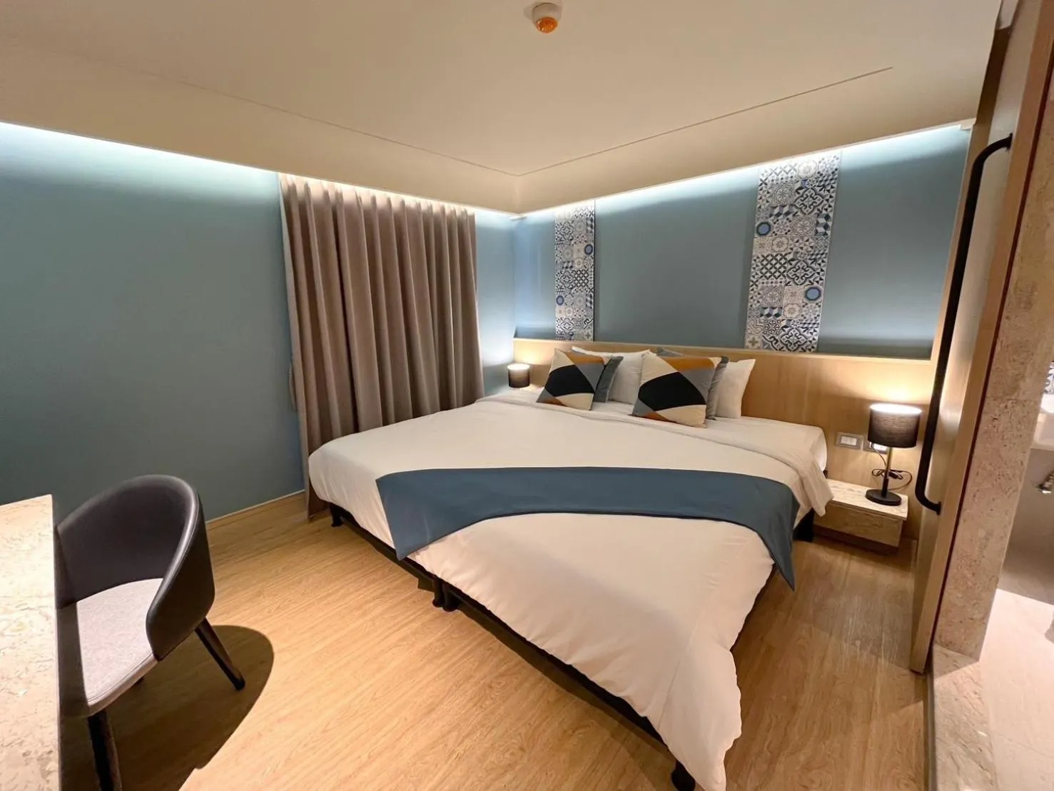 Bed in Kastel Bangkok Hotel