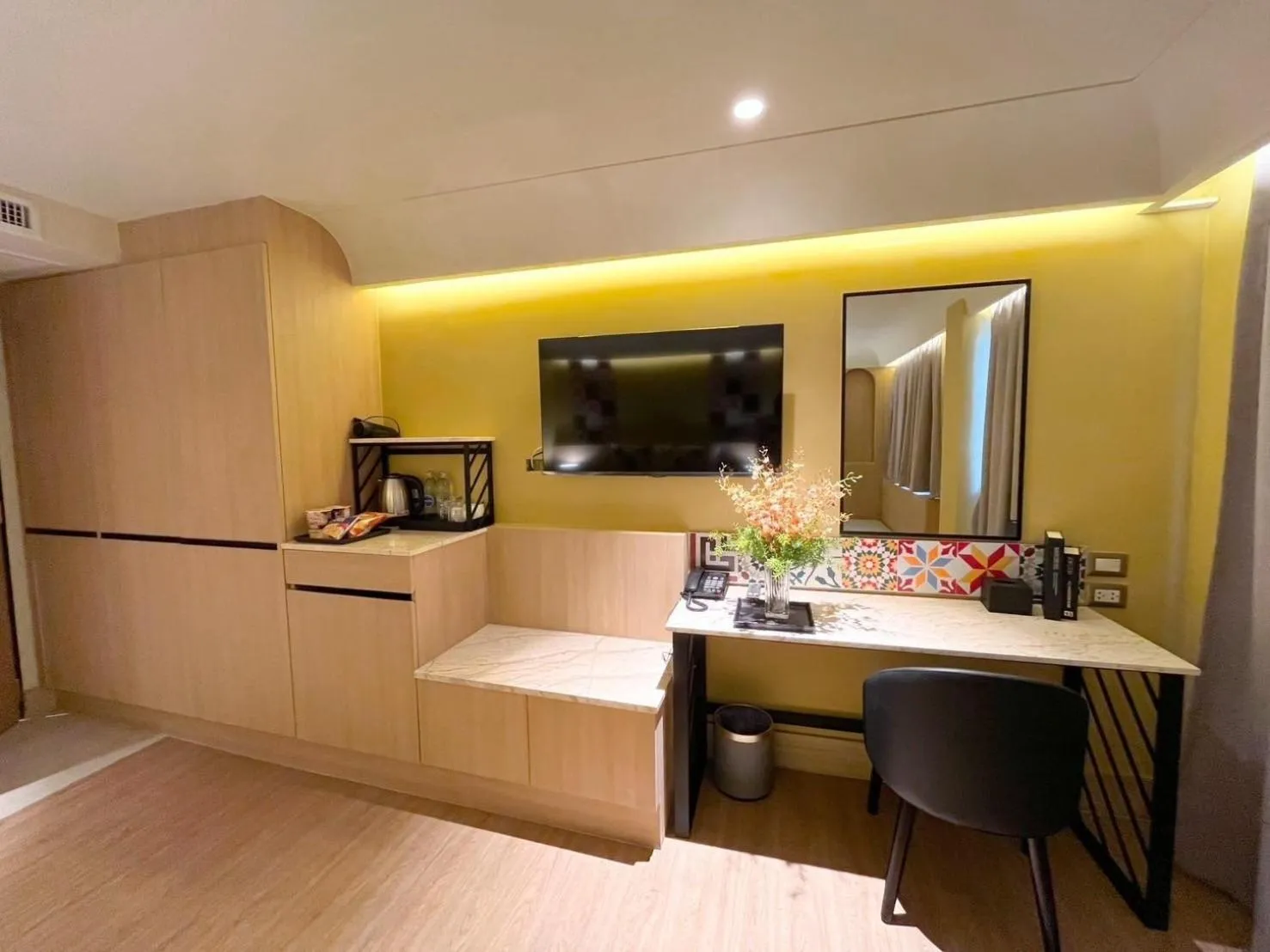 TV and multimedia in Kastel Bangkok Hotel