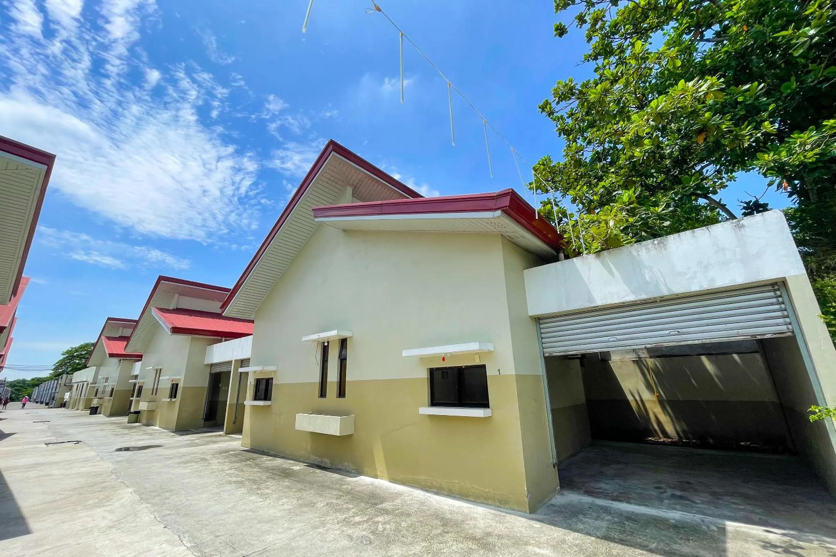 Property building in Casanova Inn