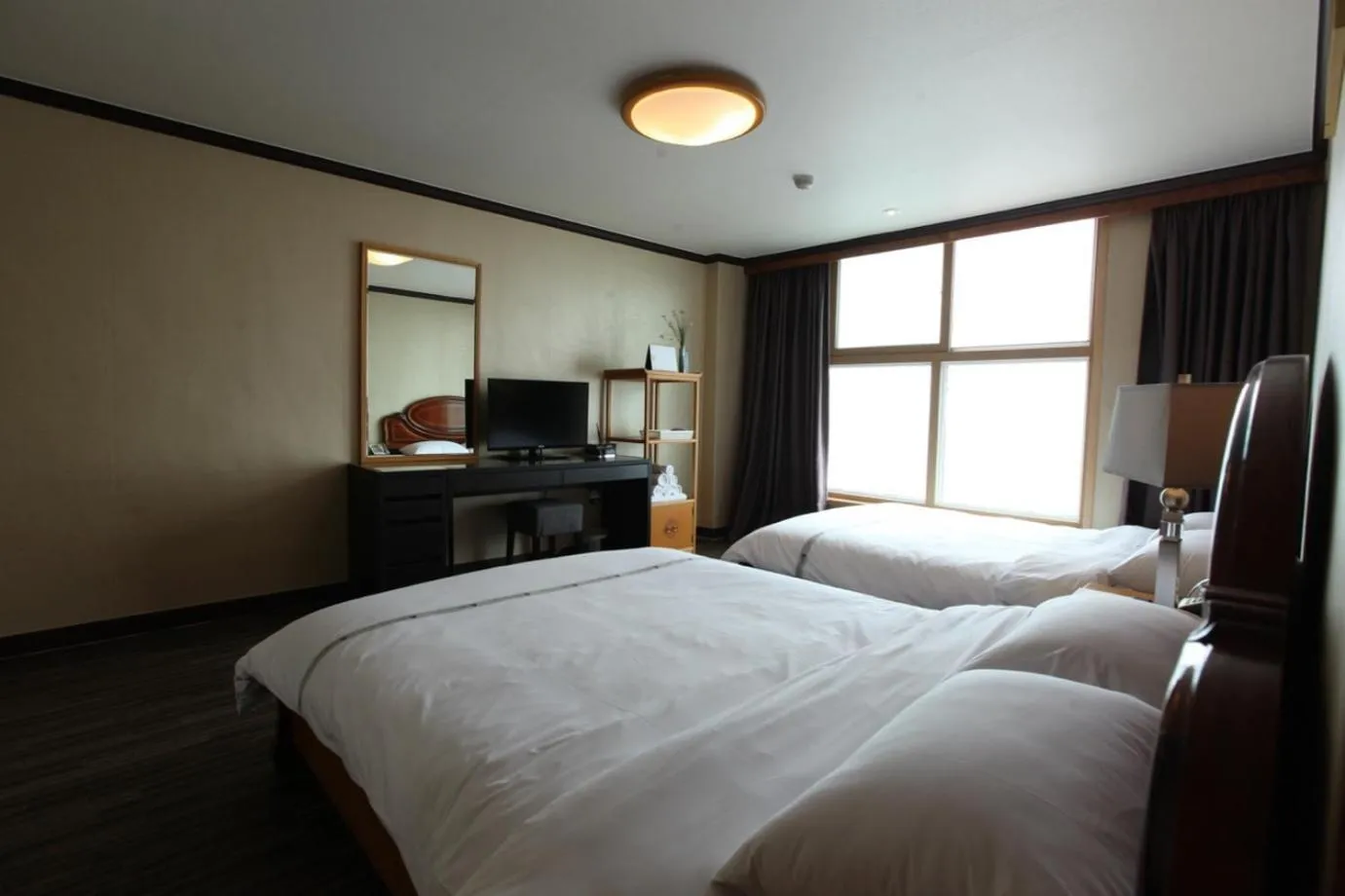 Decorative detail in Benikea Hotel Mountain & Ocean Daepohang