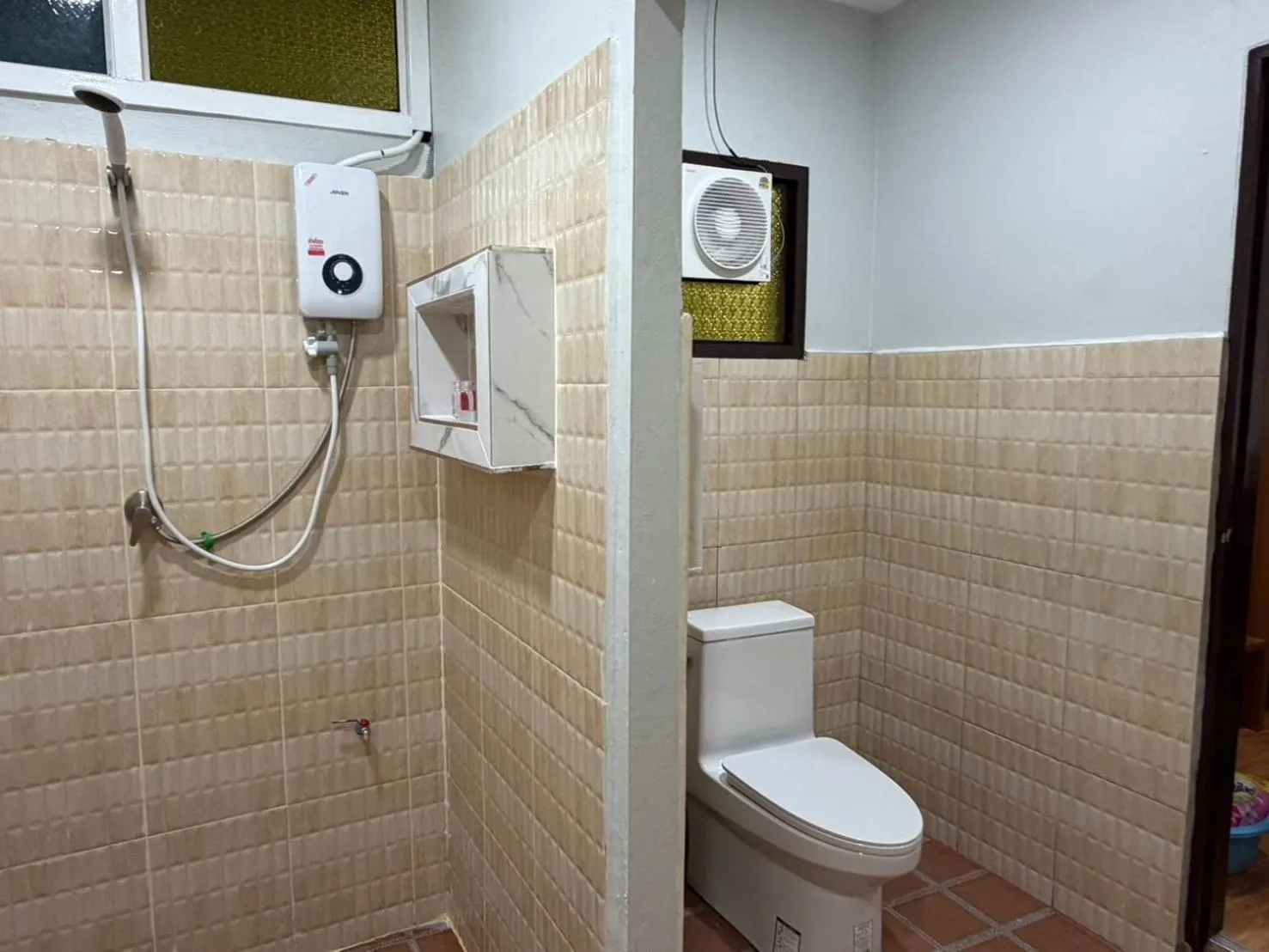Bathroom in Khao Sok Jungle Huts Resort