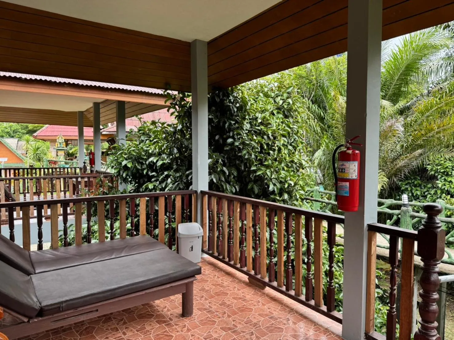 Property building in Khao Sok Jungle Huts Resort