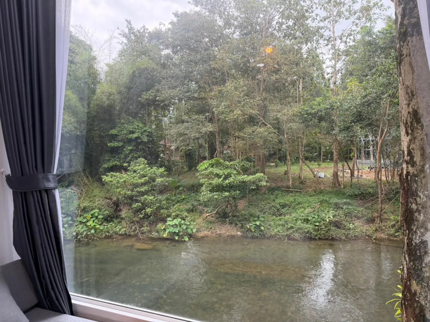 Quiet street view in Khao Sok Jungle Huts Resort