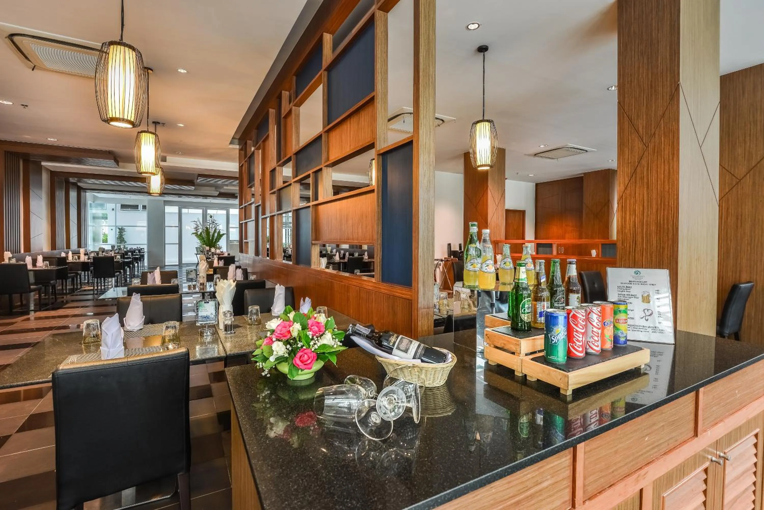 Restaurant/places to eat in Fishermens Harbour Urban Resort - SHA Extra Plus