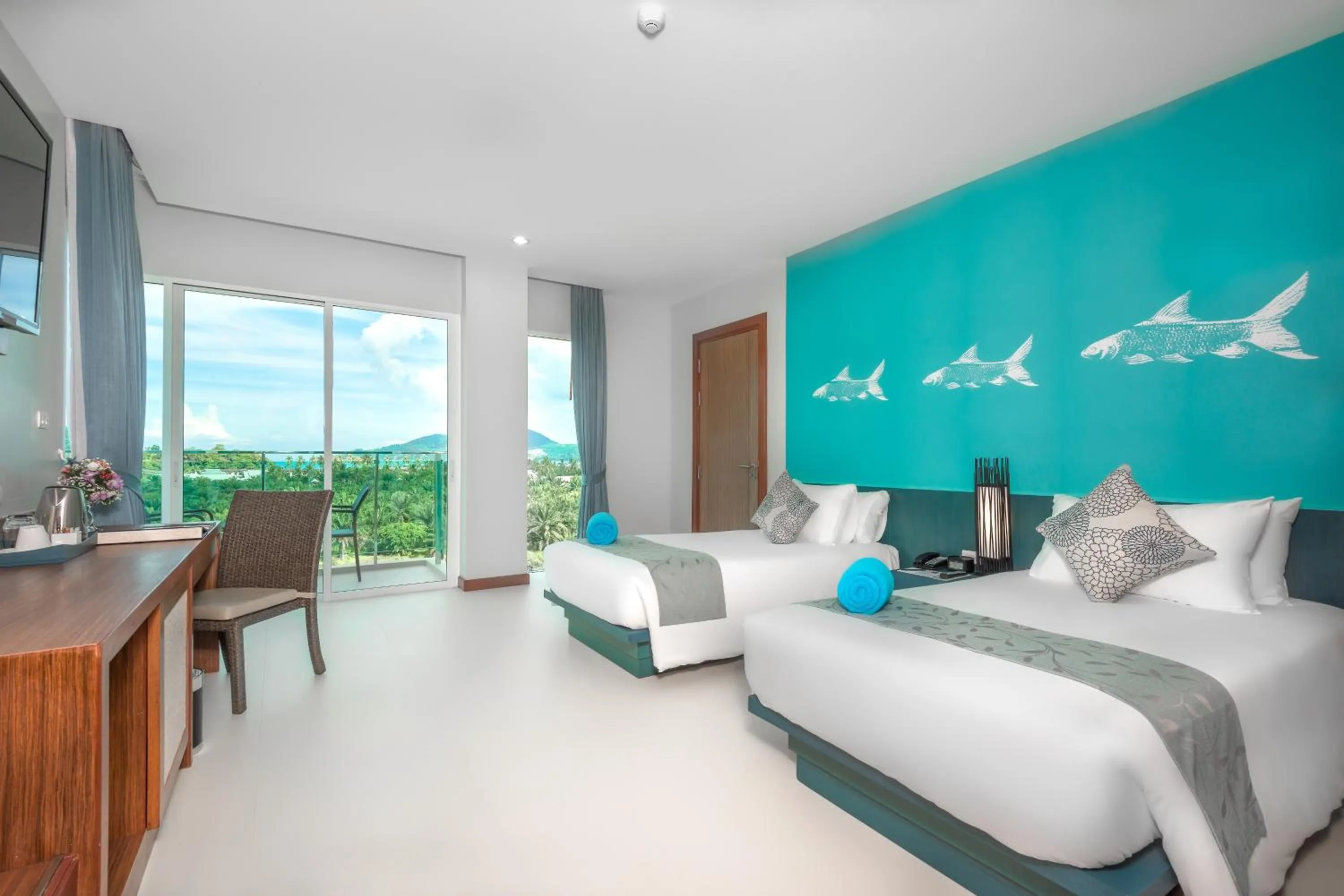 Balcony/Terrace, Bed in Fishermens Harbour Urban Resort - SHA Extra Plus