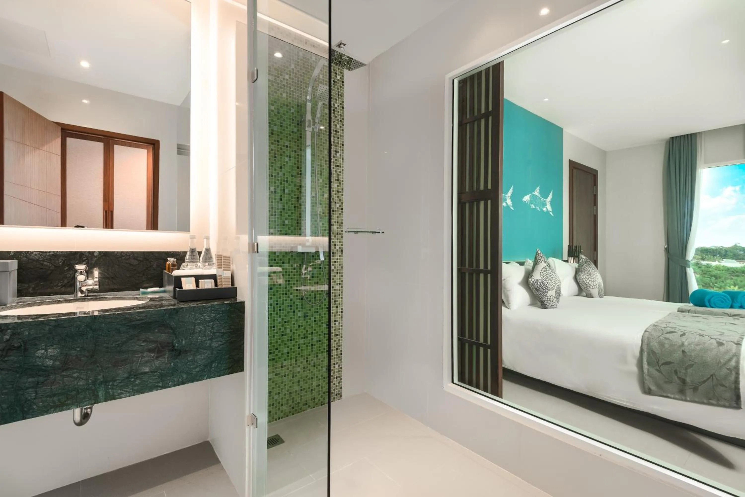 Bathroom, Bed in Fishermens Harbour Urban Resort - SHA Extra Plus