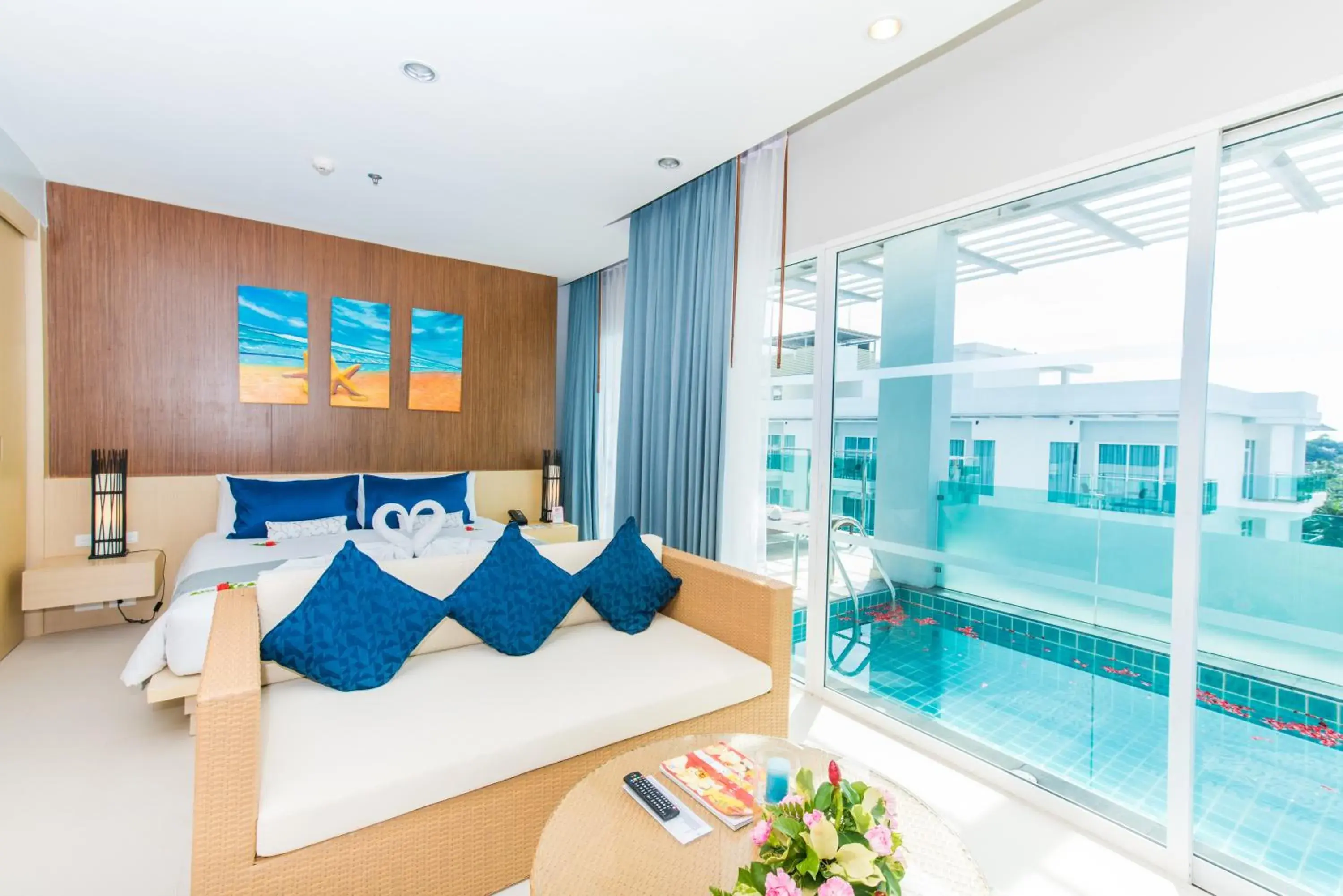 Honeymoon Pool Suite in Fishermens Harbour Urban Resort - SHA Extra Plus Honeymoon Pool Suite in Fishermens Harbour Urban Resort - SHA Extra Plus