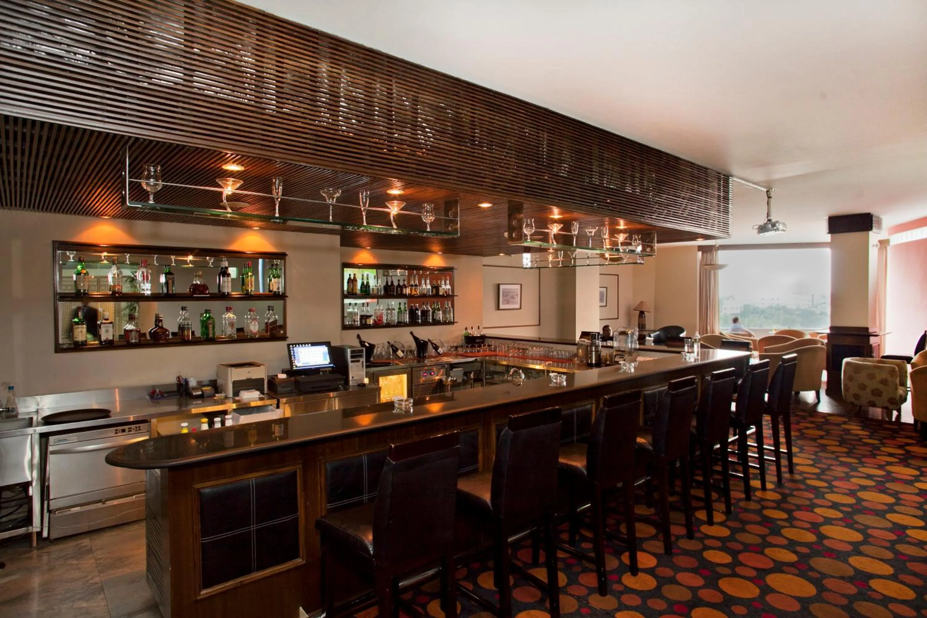 Lounge or bar in Lakeshore Hotel & Apartments