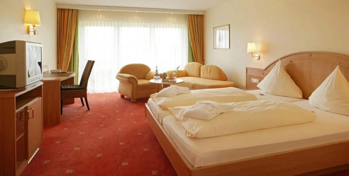 Photo of the whole room, Bed in Schwarzwald Sonnenhof