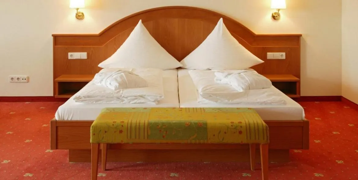 Photo of the whole room, Bed in Schwarzwald Sonnenhof