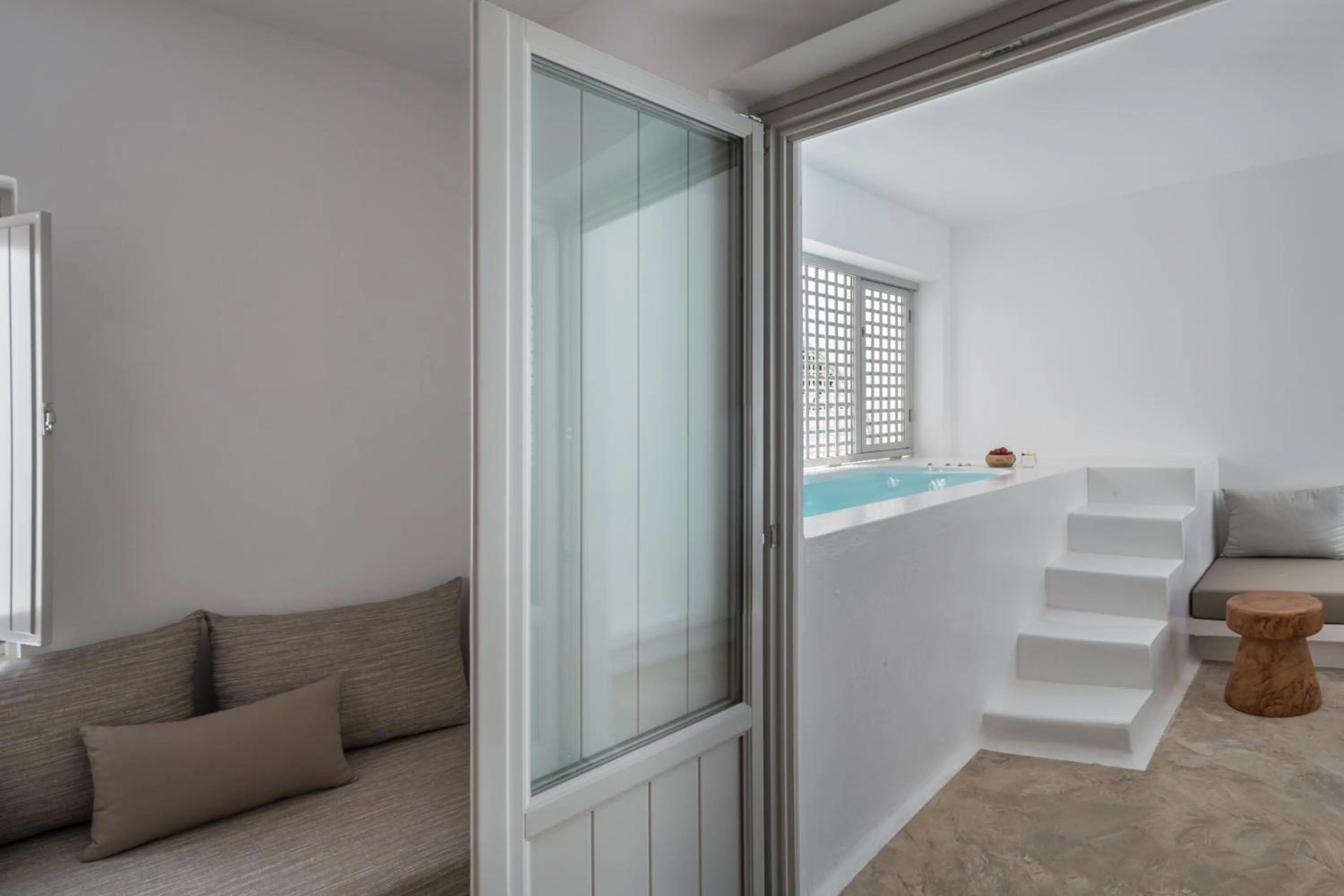 Santorini Kastelli Resort