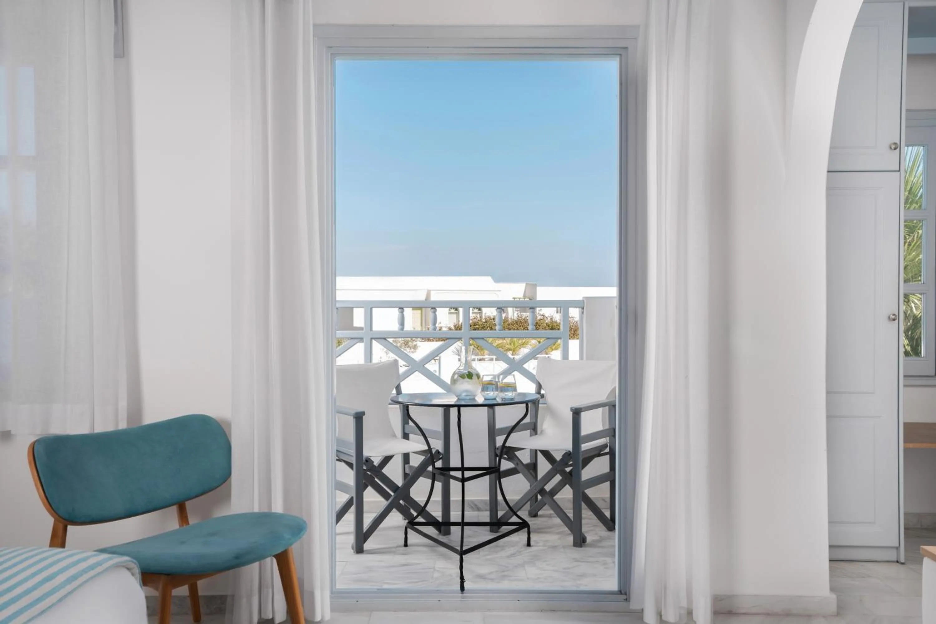 Santorini Kastelli Resort