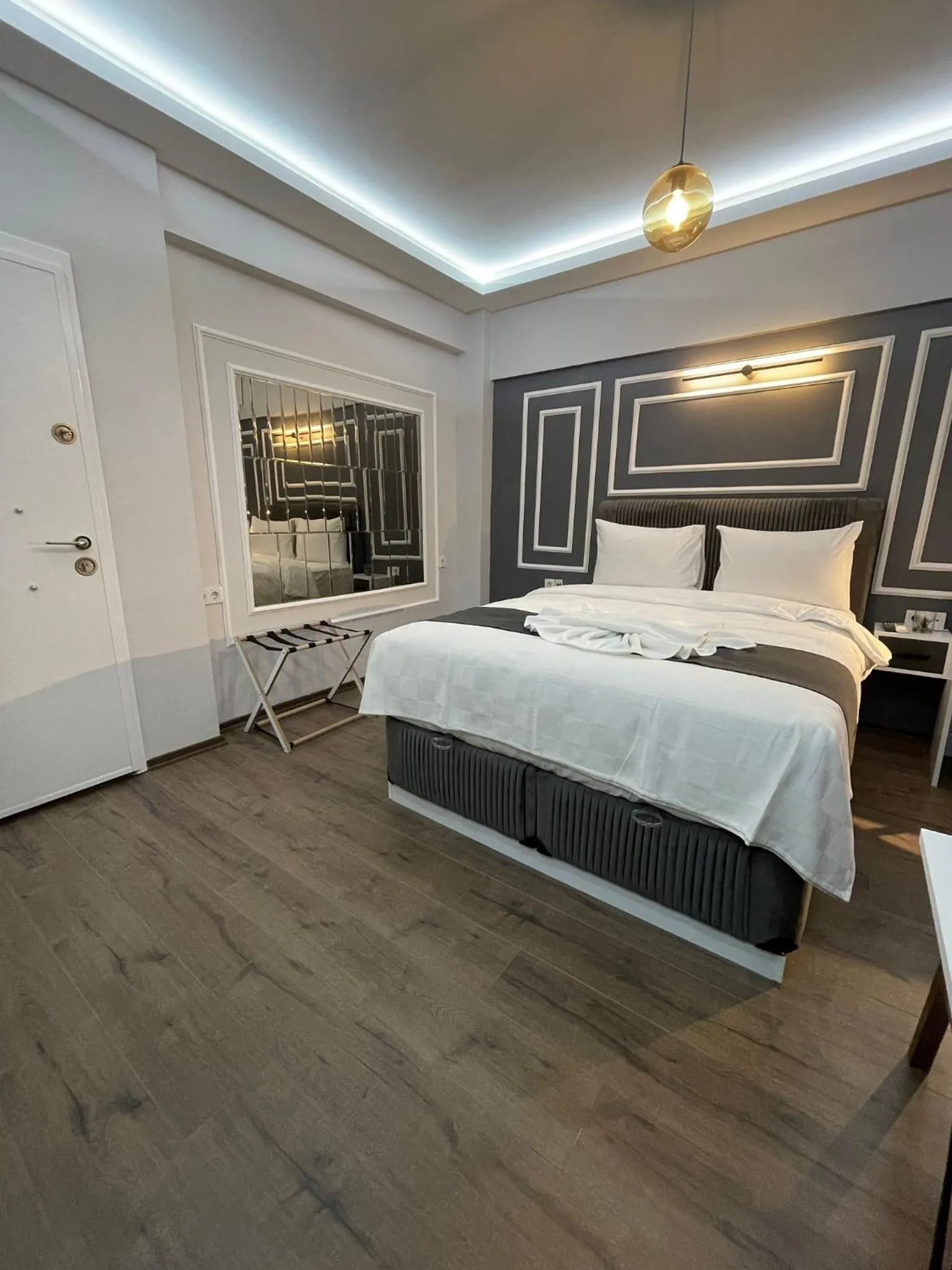 Bed in Fabesco Suite