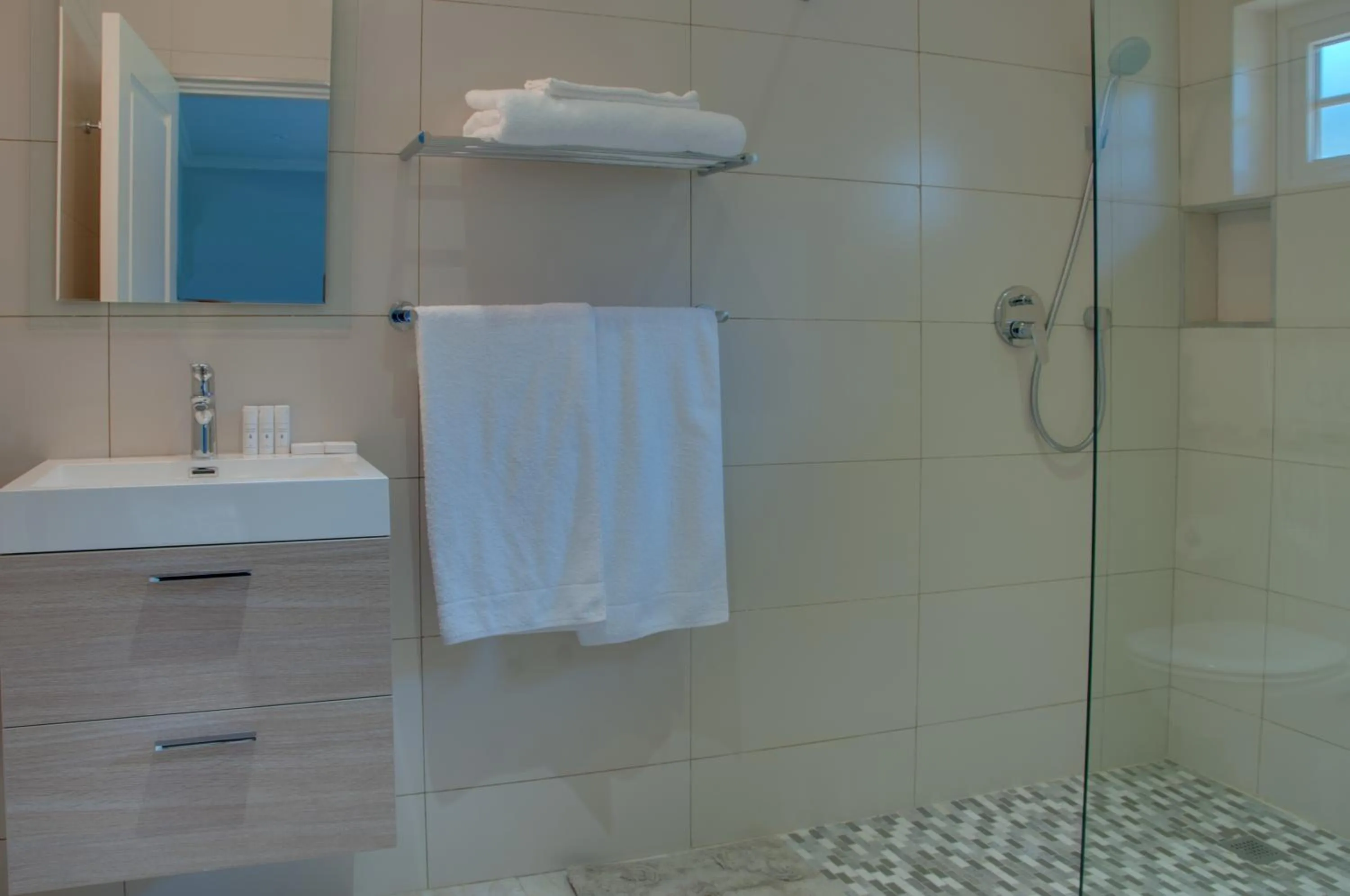 Shower in ilanda Guest House