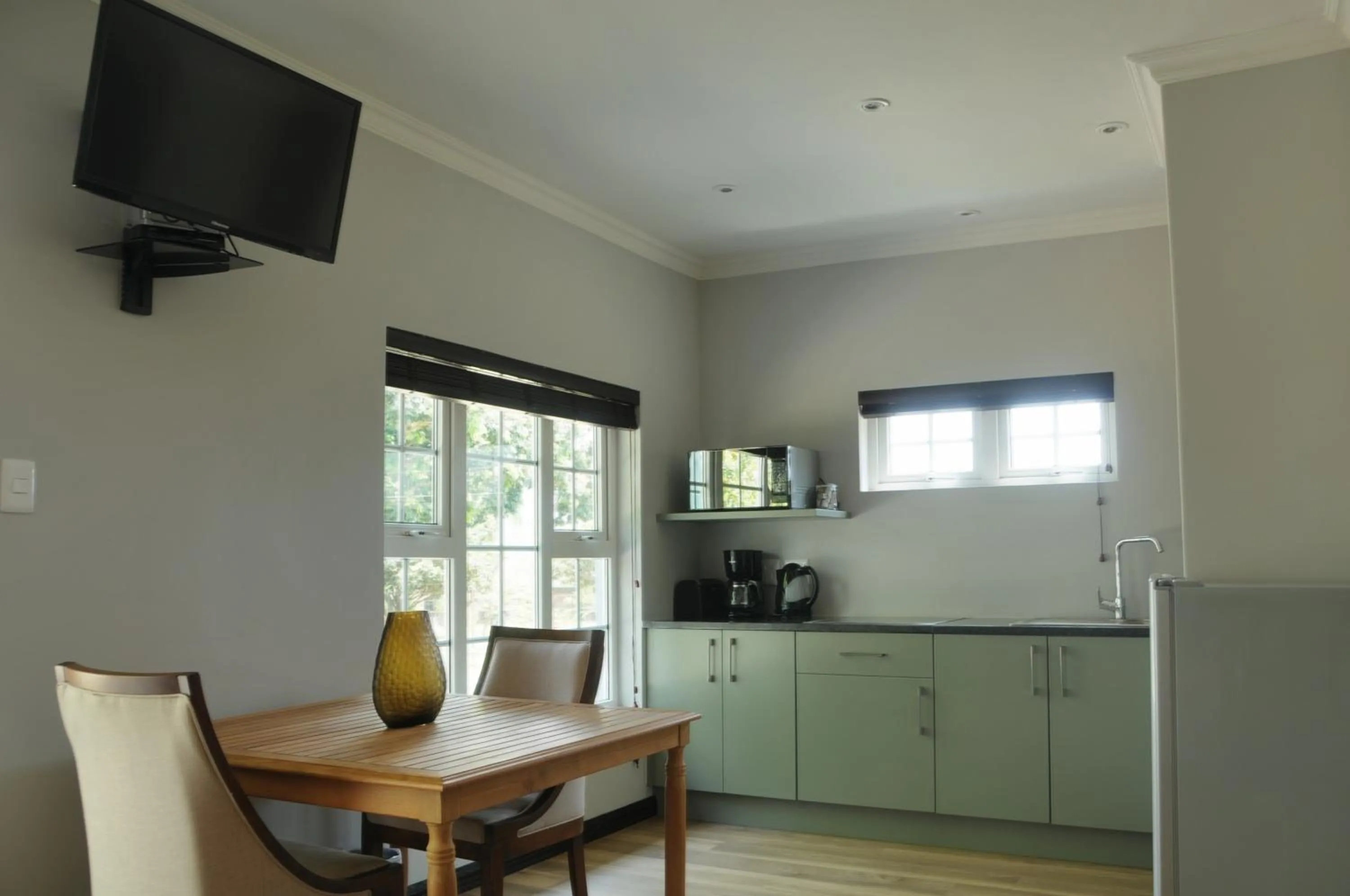 Kitchen or kitchenette in ilanda Guest House