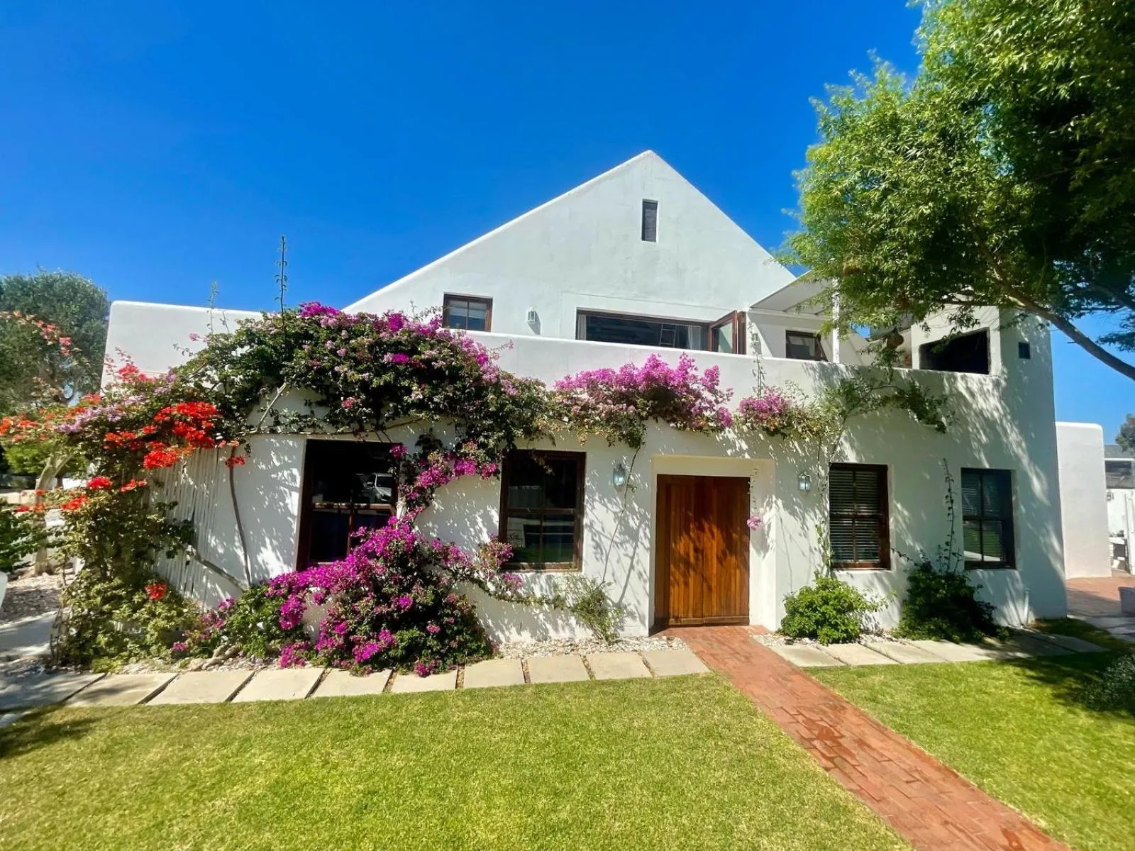Garden view in Paternoster Place