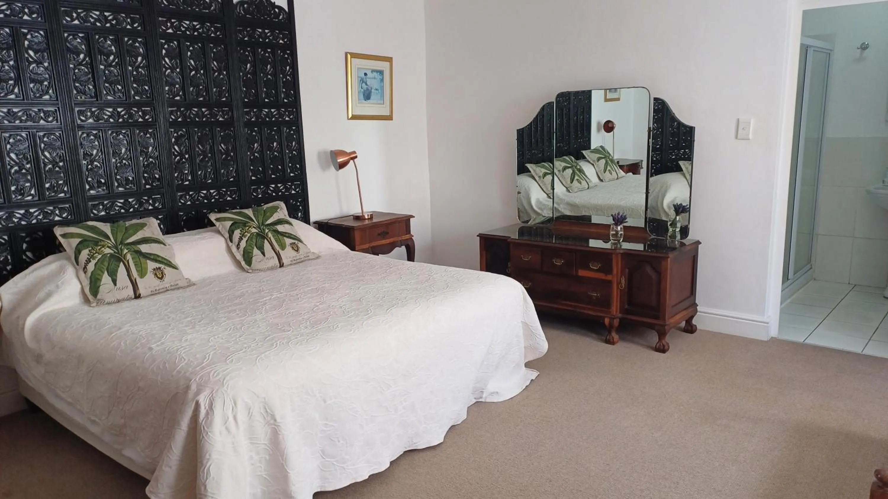 Bedroom, Bed in Paternoster Place