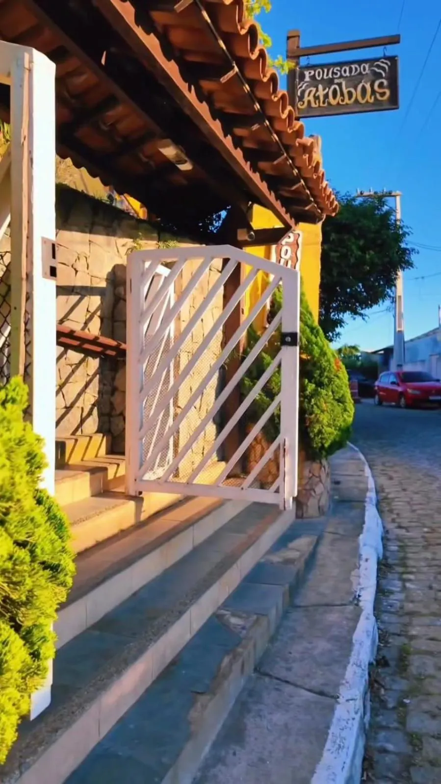 Facade/entrance in Pousada Dos Atobás
