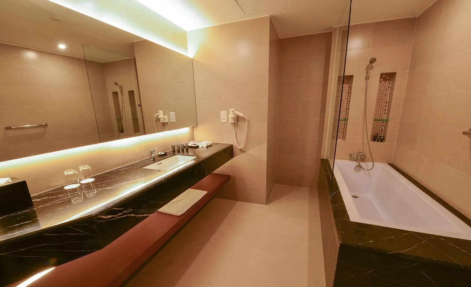Bathroom in Aristo International Hotel