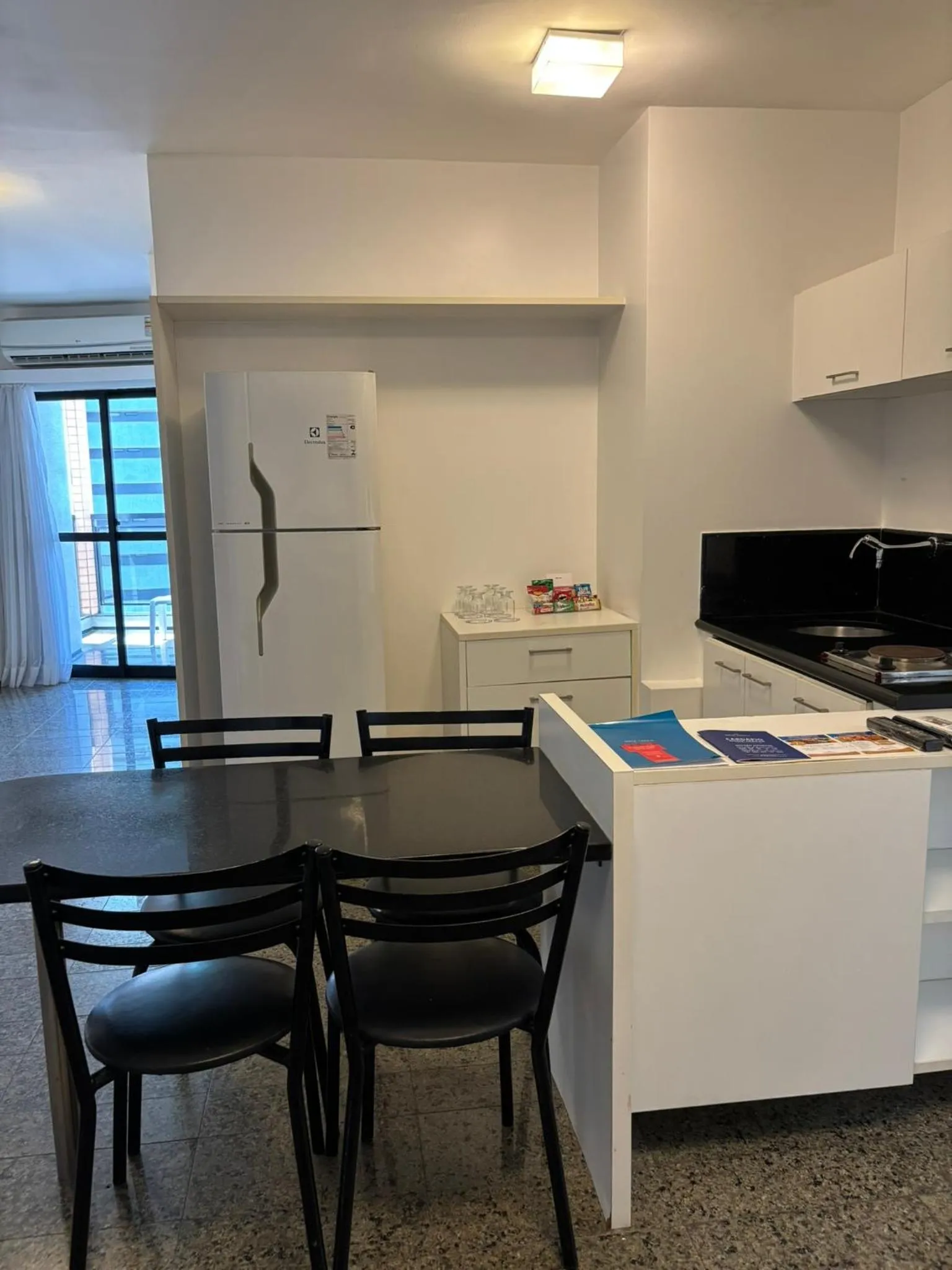 Four-Bedroom Royal Family Room in Hotel Brasil Tropical