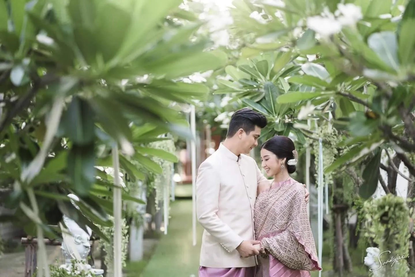 Communal lounge/ TV room in Bananaleaf Wedding Cafe & Resort