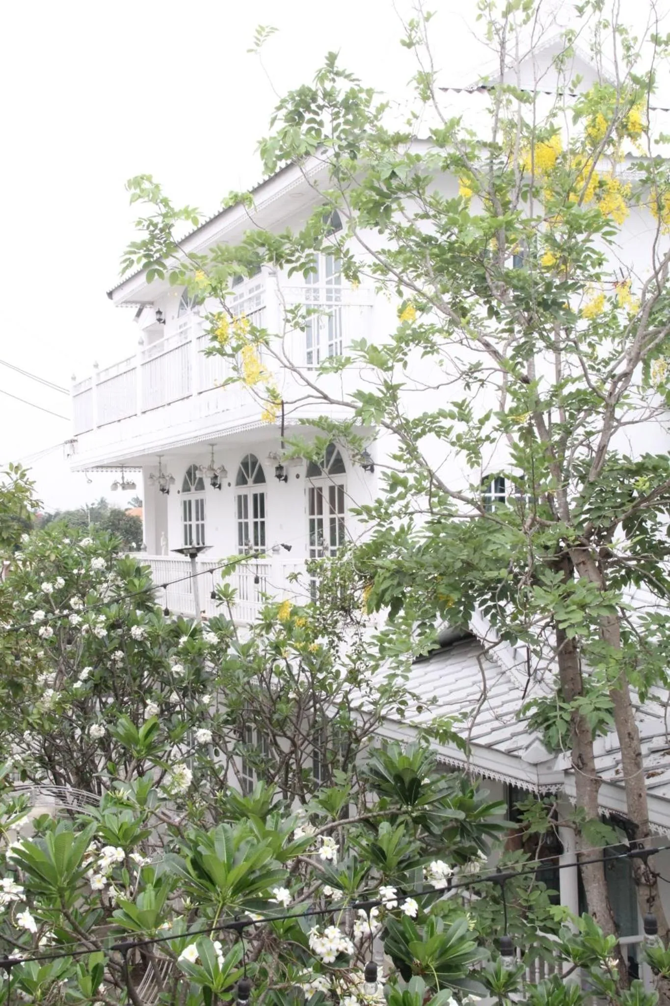 Bananaleaf Wedding Cafe & Resort