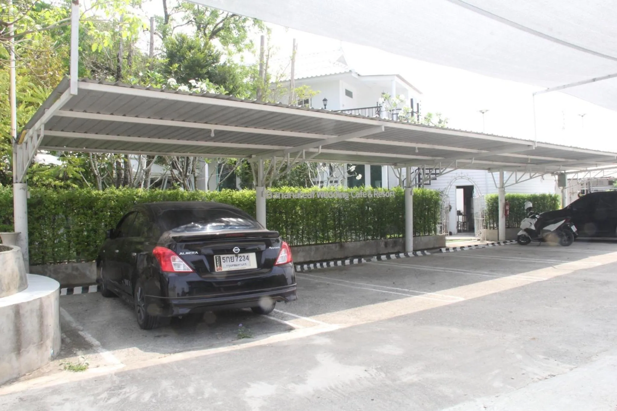 Bananaleaf Wedding Cafe & Resort