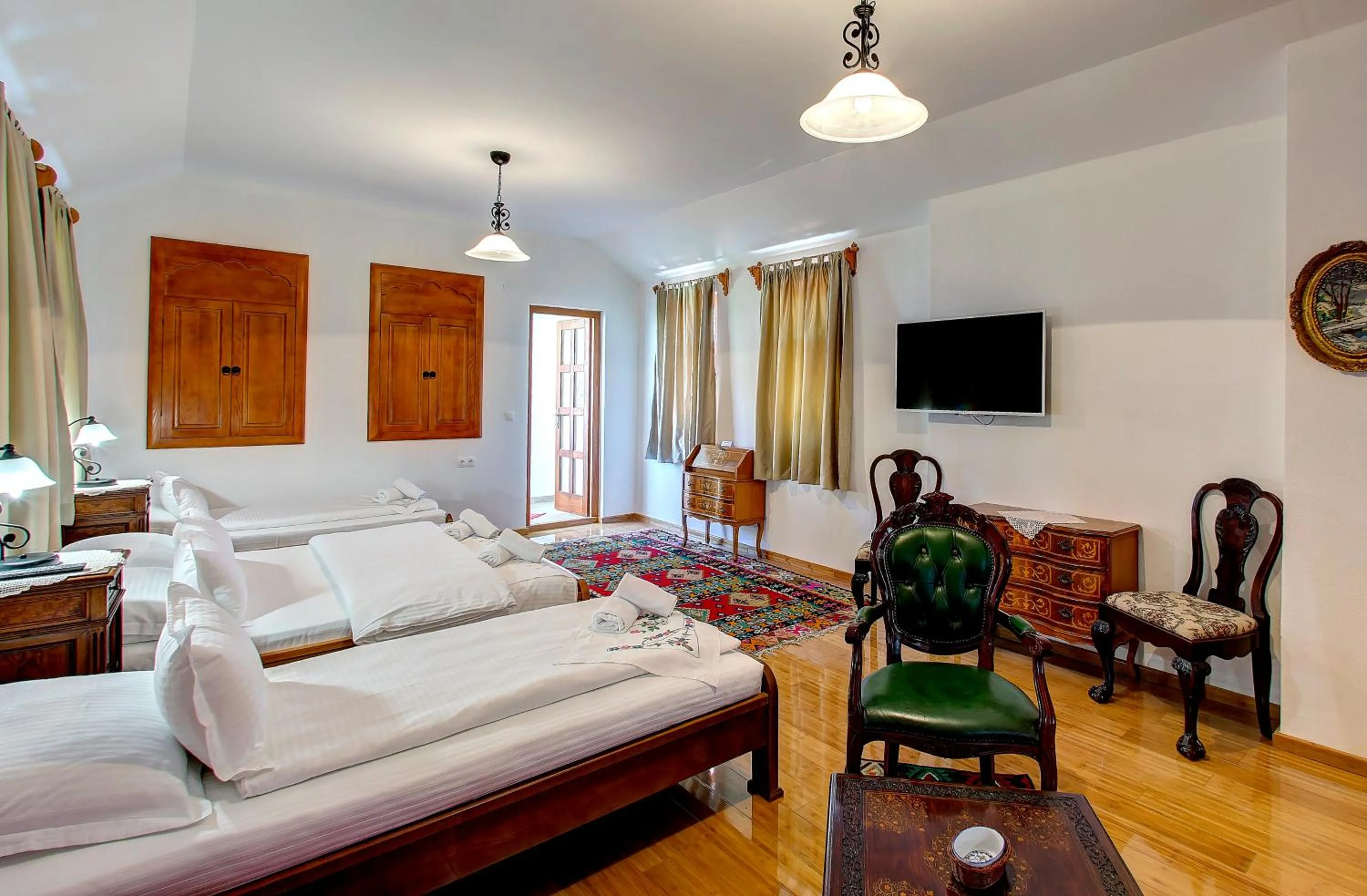 Living room, Bed in Hotel Almira