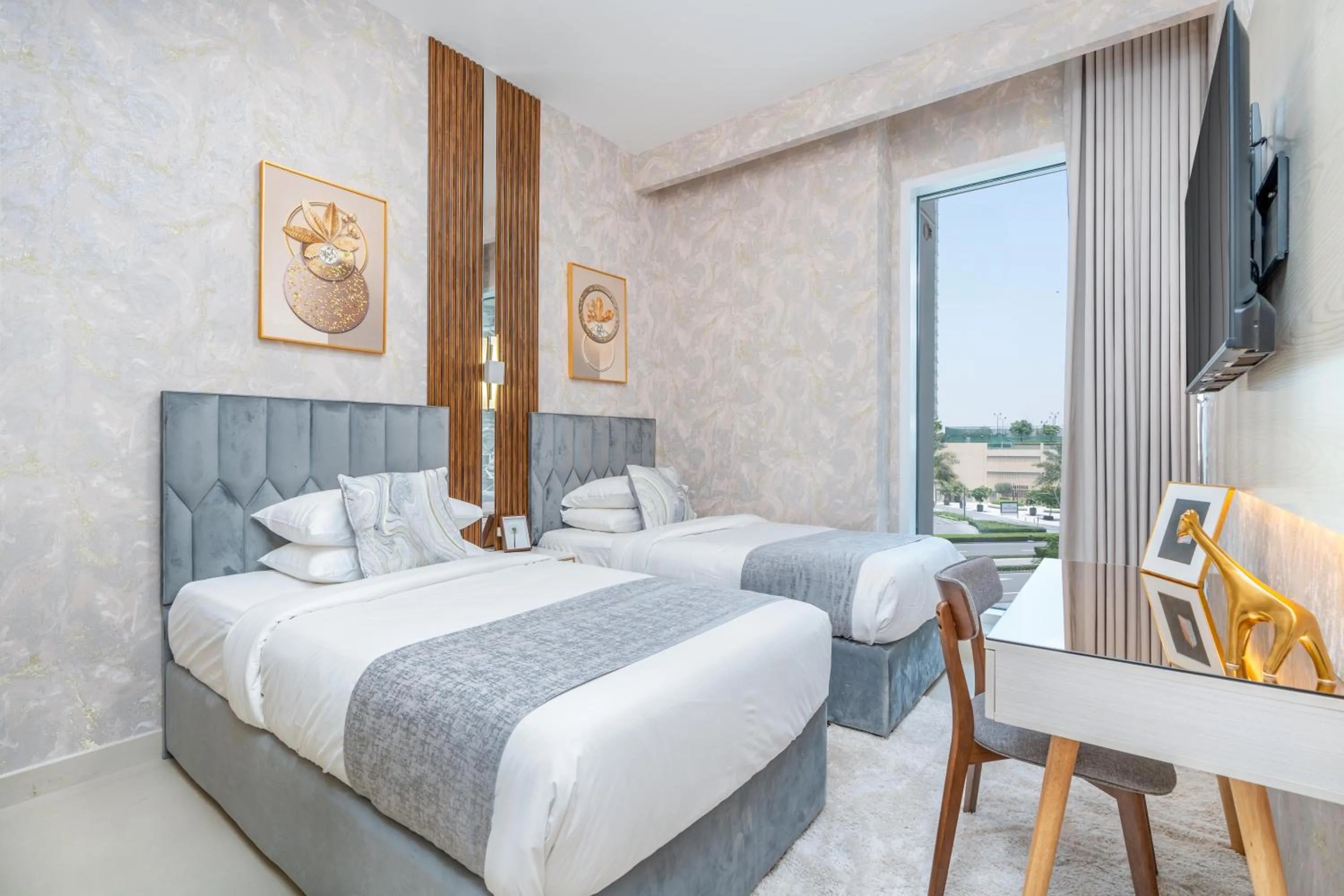 Bed in Globalstay Creek Horizon Modern Apartments