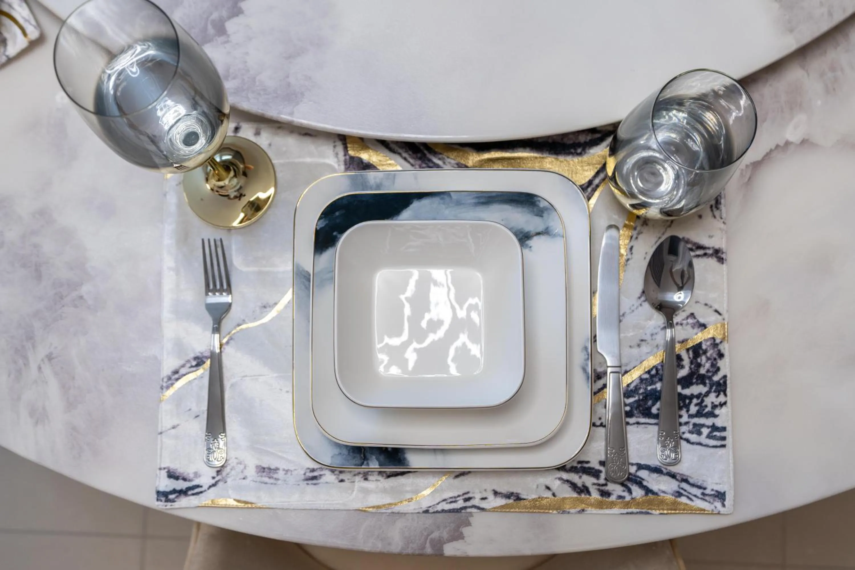 Dinner in Globalstay Creek Horizon Modern Apartments