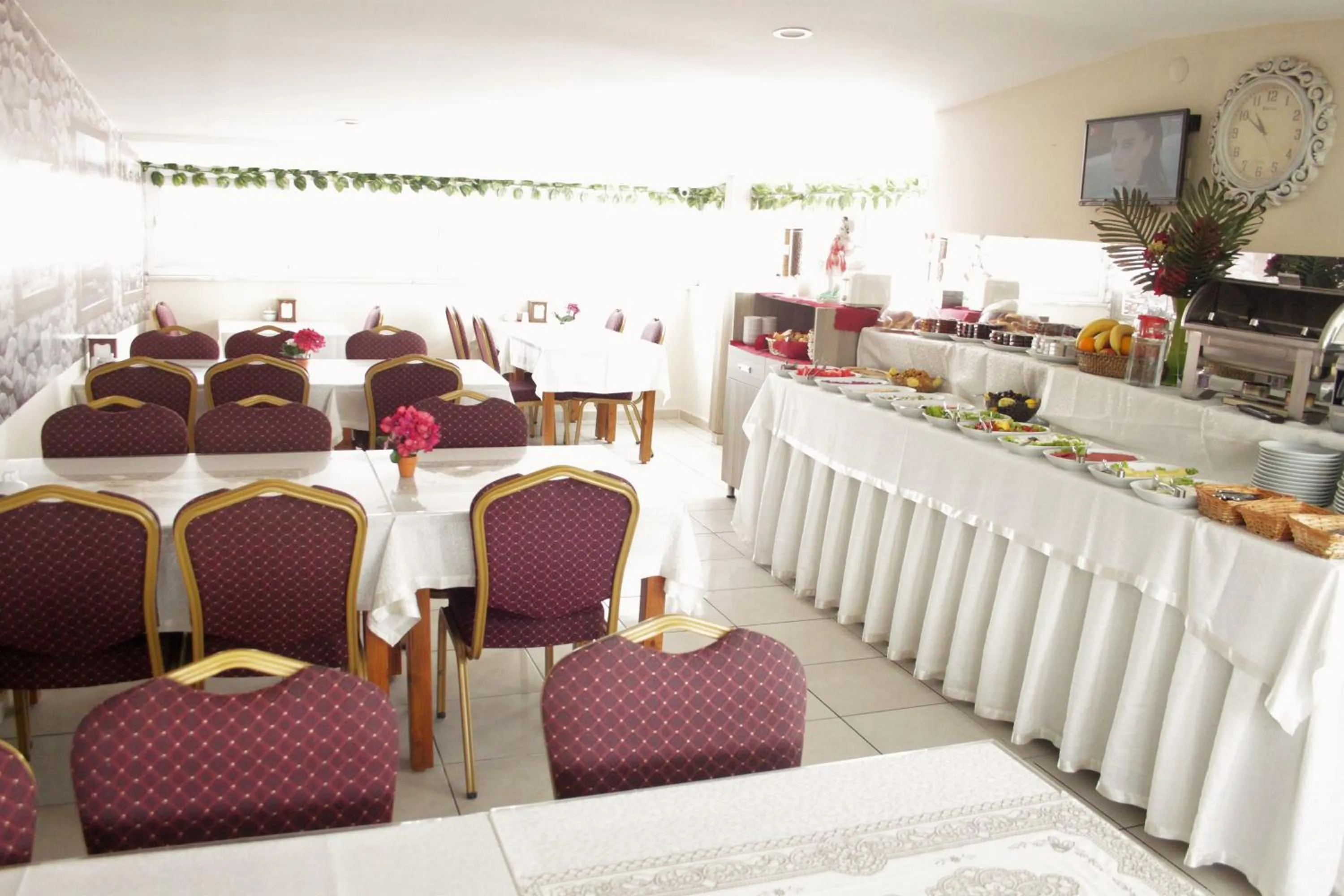 Restaurant/places to eat in Nagehan Hotel Old City