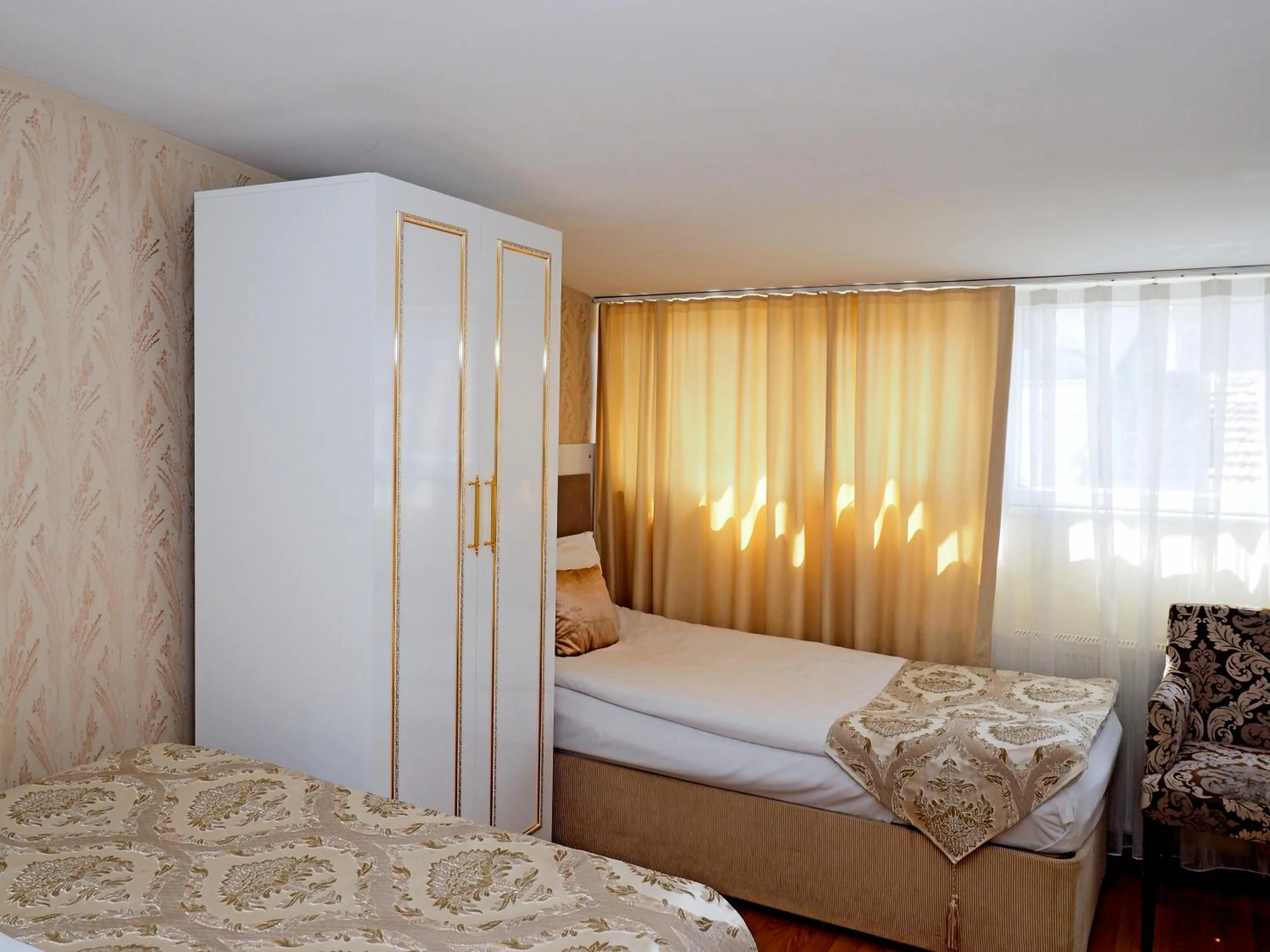 Photo of the whole room in Nagehan Hotel Old City