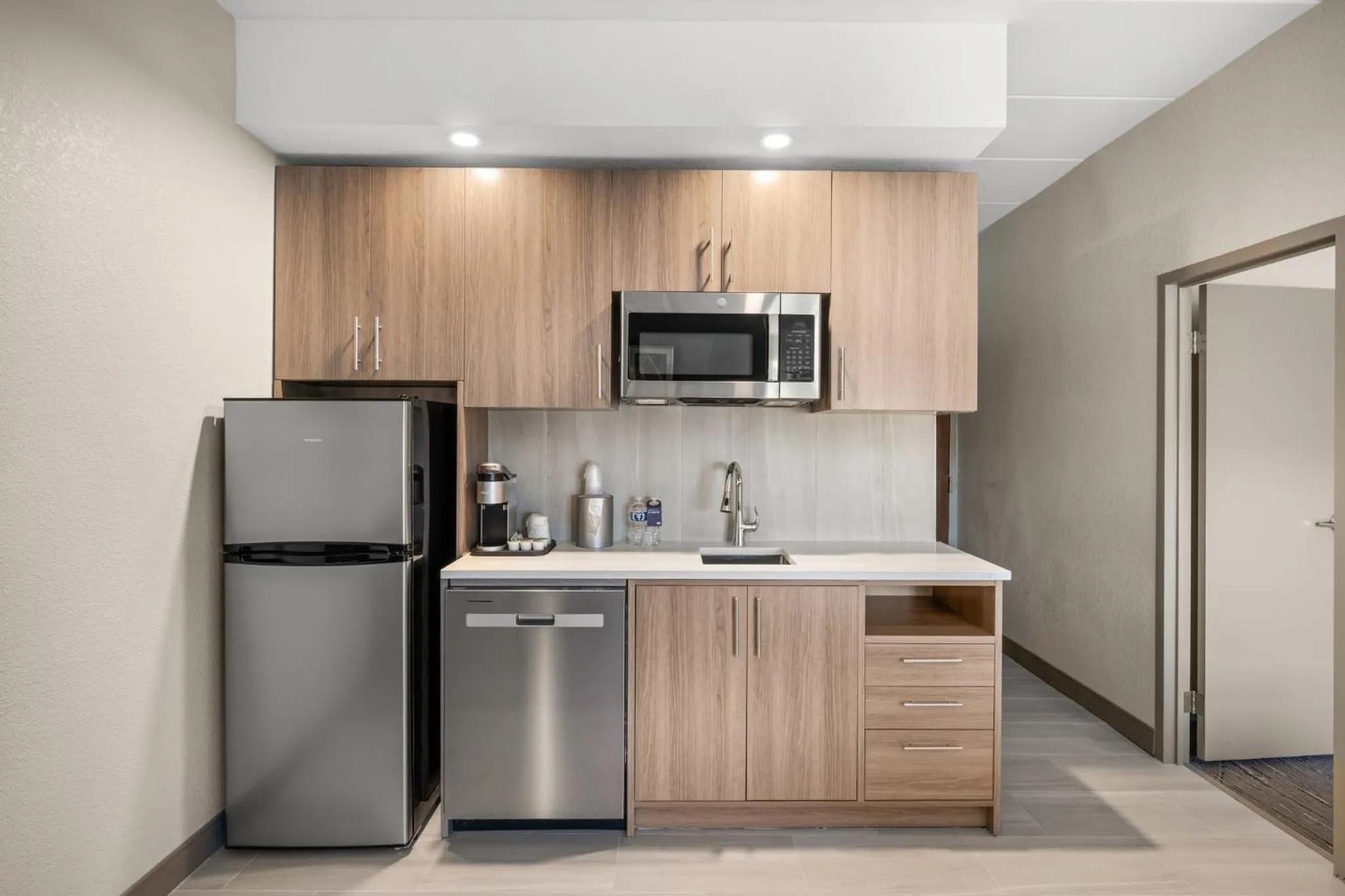 Photo of the whole room in Holiday Inn Express Boston North-Woburn by IHG