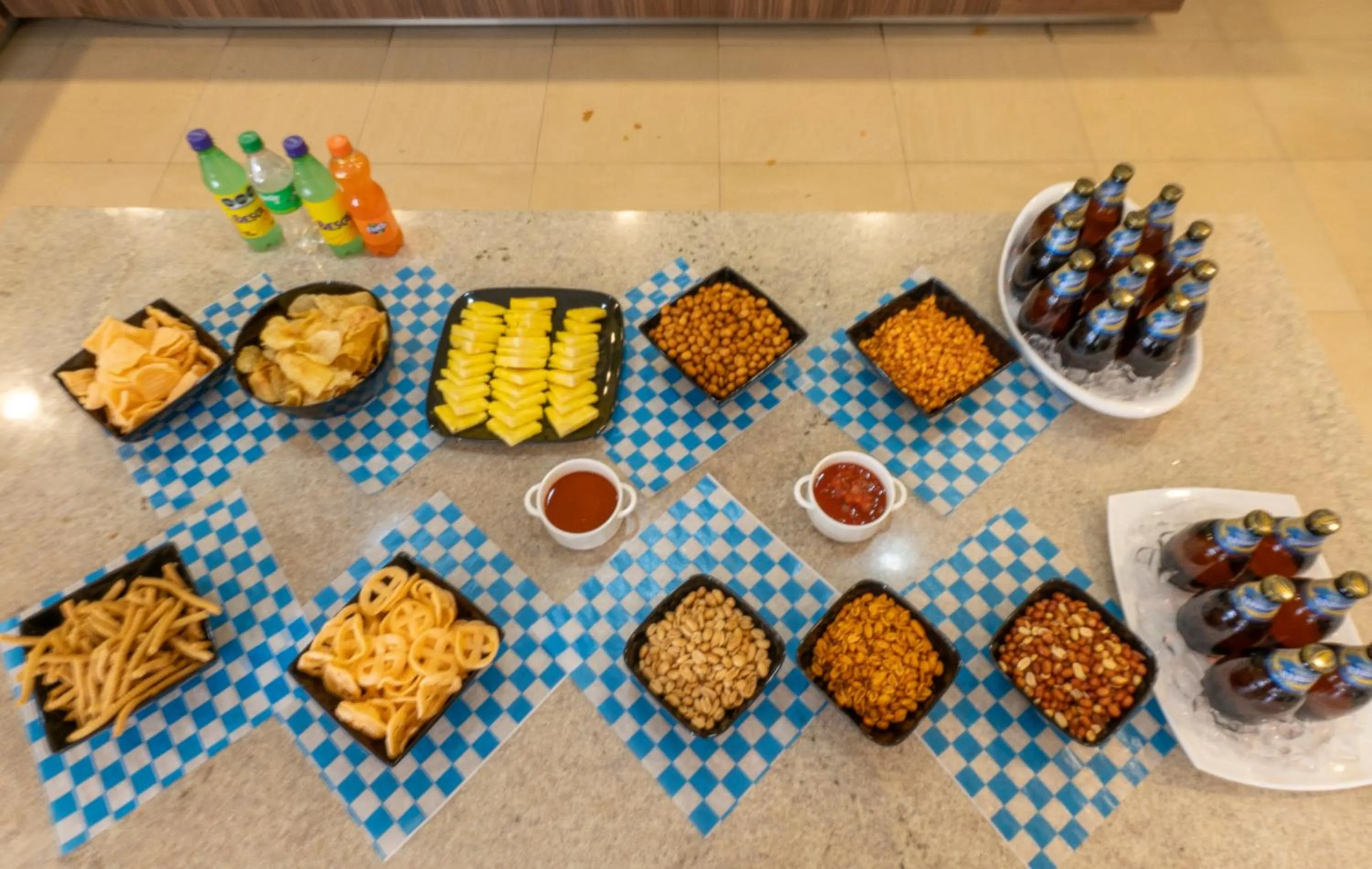 Food and drinks in Holiday Inn Express Guadalajara Aeropuerto by IHG