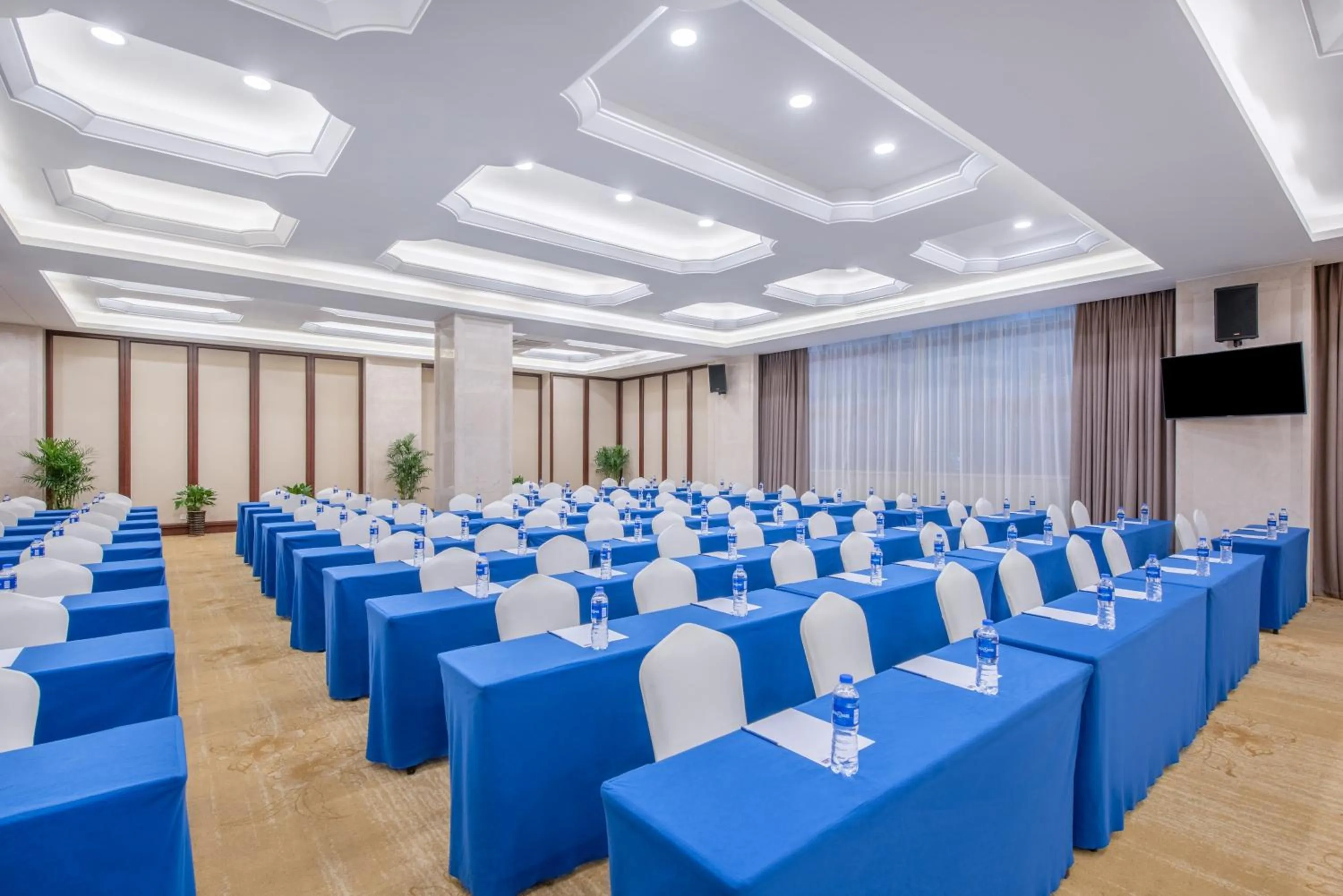Meeting/conference room in Holiday Inn Express Hefei Huaihe Road