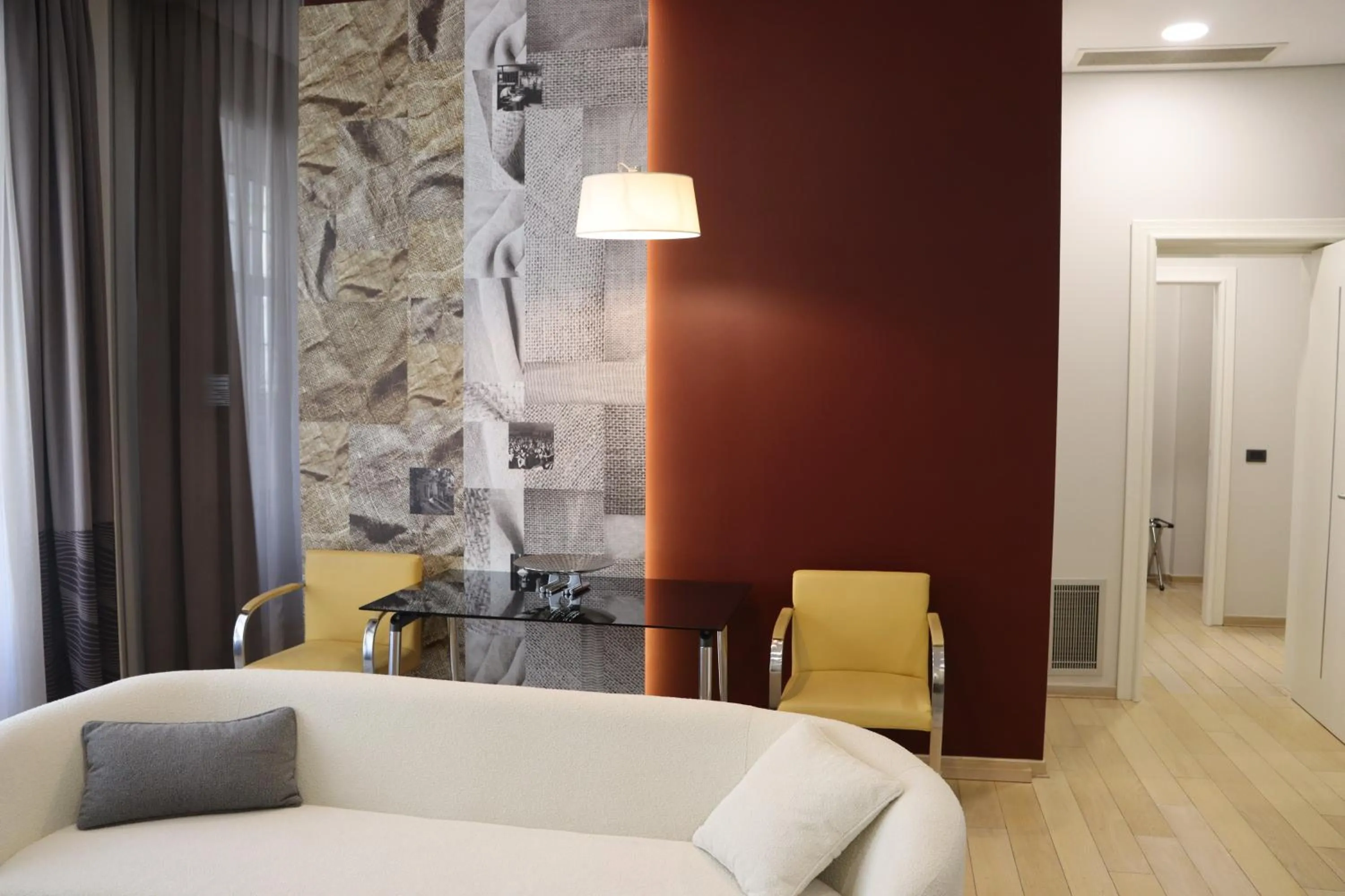 Seating area in Zepter Hotel Belgrade, member of Zepter Hotels